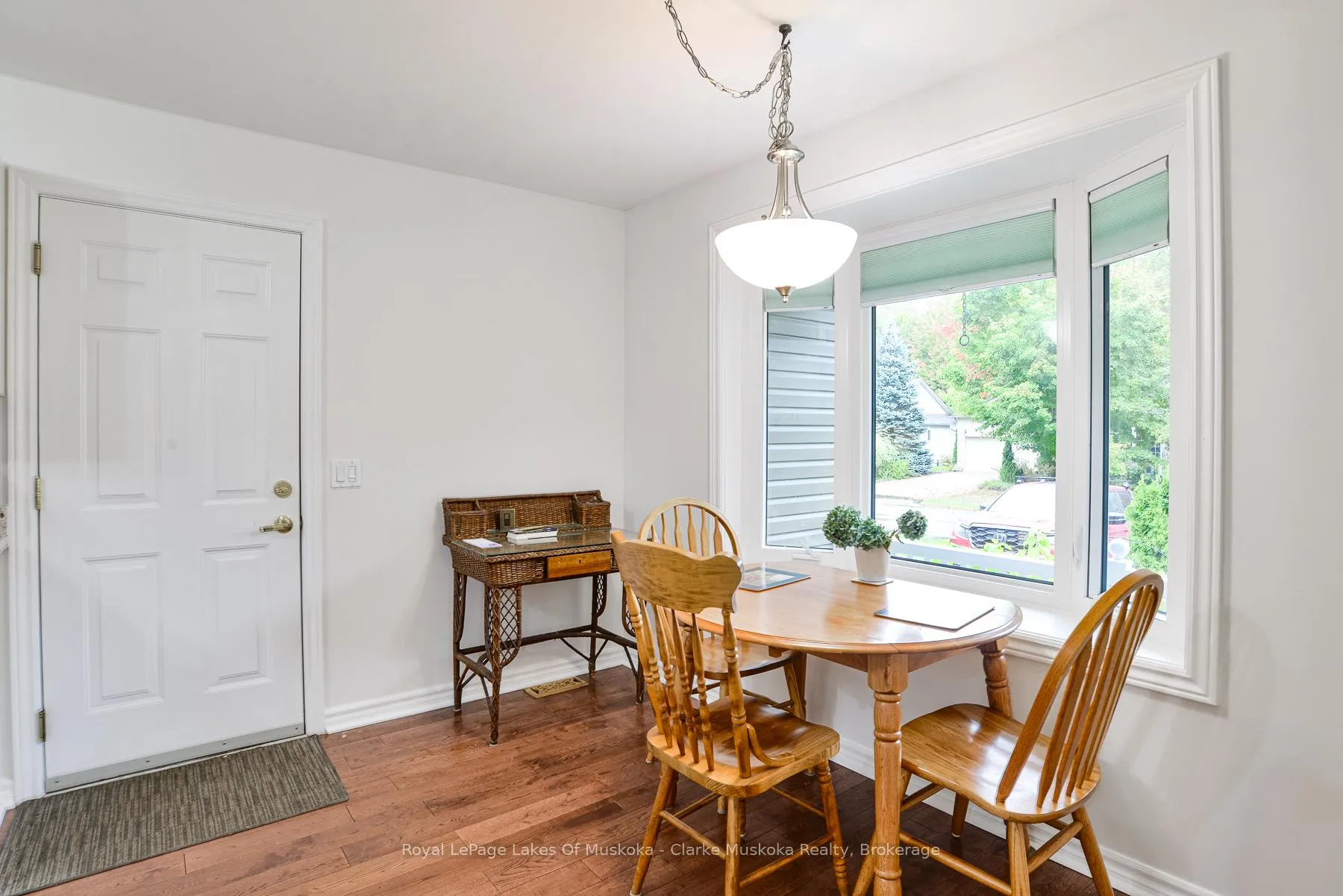 Photo 12 of 77 Hedgewood Lane, Gravenhurst, Muskoka (S) — HOMEH