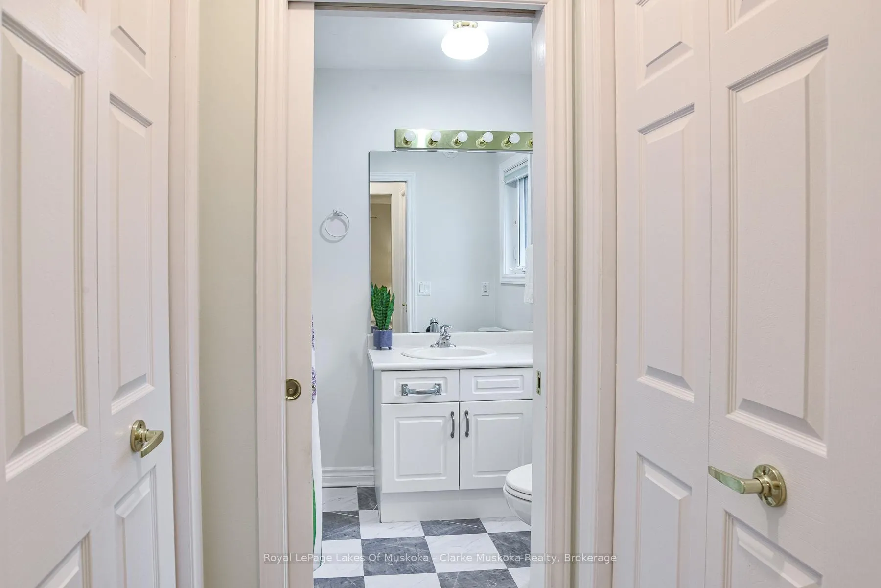 Photo 17 of 77 Hedgewood Lane, Gravenhurst, Muskoka (S) — HOMEH