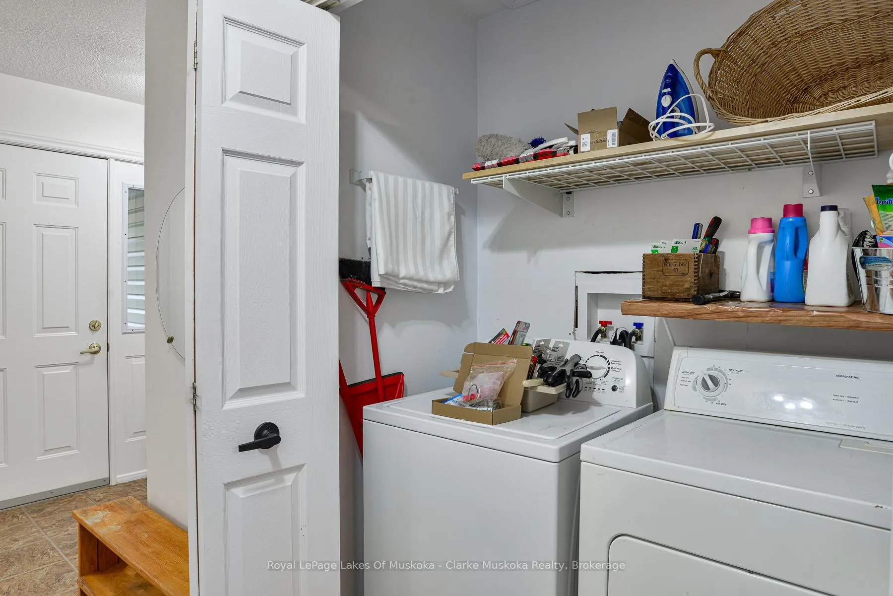 Photo 23 of 77 Hedgewood Lane, Gravenhurst, Muskoka (S) — HOMEH