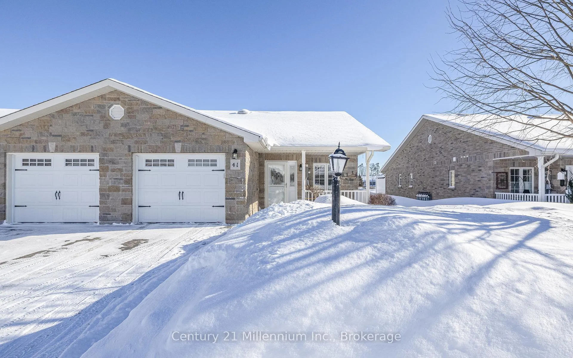 Photo 2 of 41 Garden Grove, Wasaga Beach — HOMEH