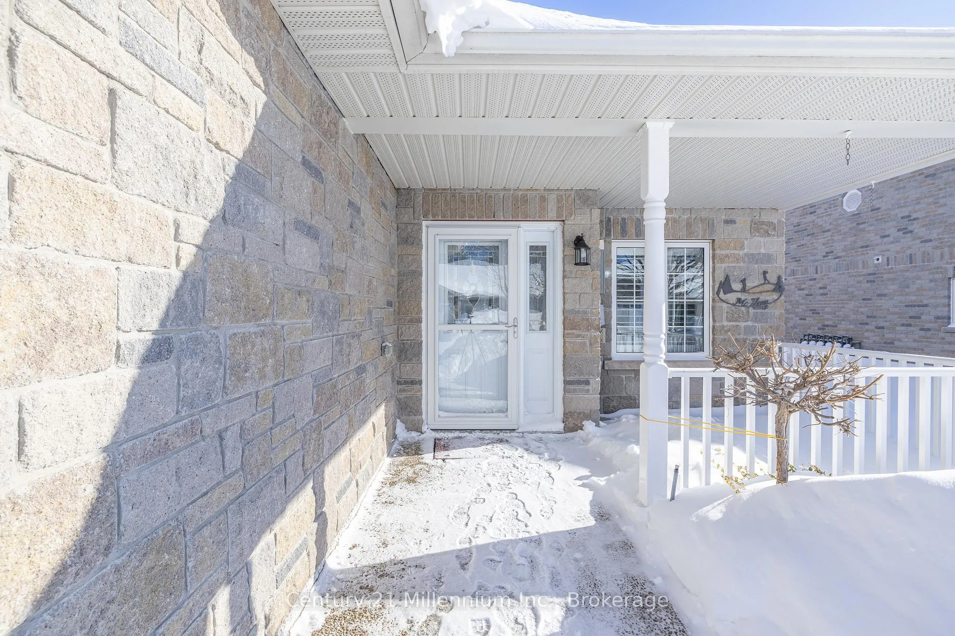 Photo 4 of 41 Garden Grove, Wasaga Beach — HOMEH
