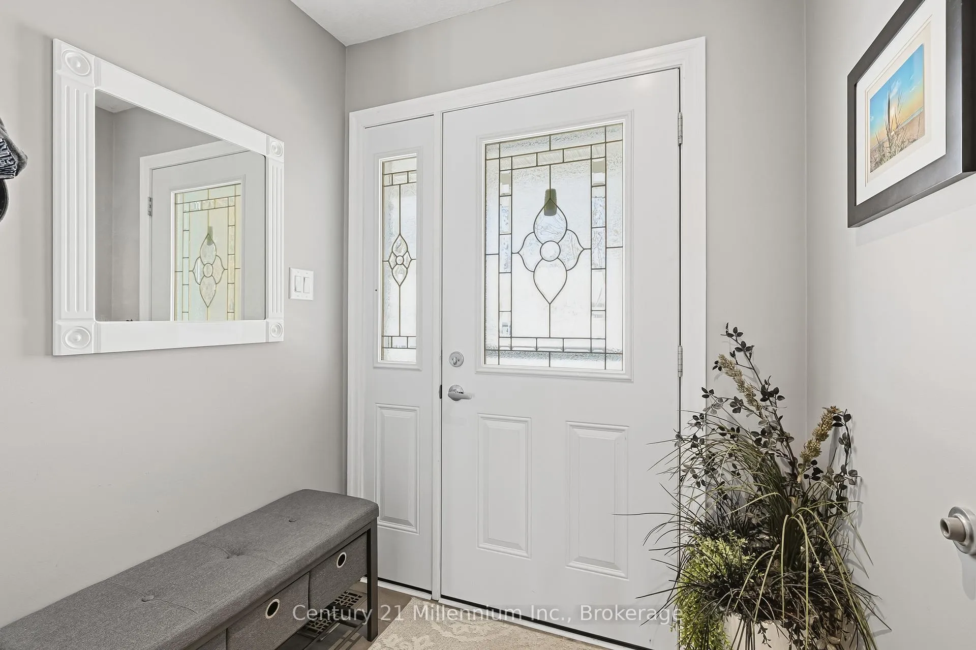 Photo 5 of 41 Garden Grove, Wasaga Beach — HOMEH