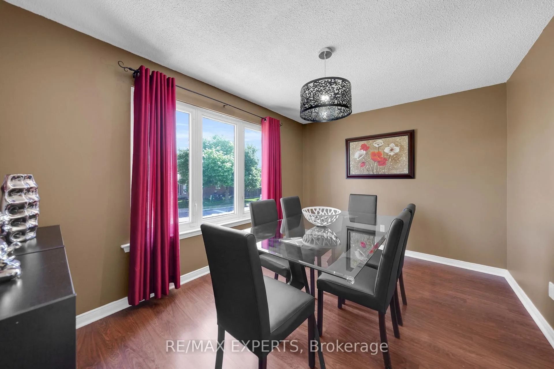 Photo 18 of 176 Conestoga Drive, Brampton, Heart Lake — HOMEH