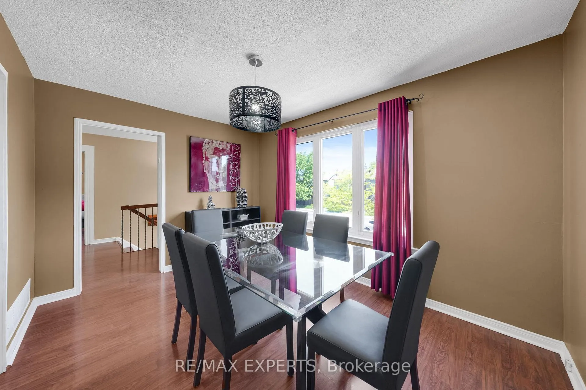Photo 19 of 176 Conestoga Drive, Brampton, Heart Lake — HOMEH