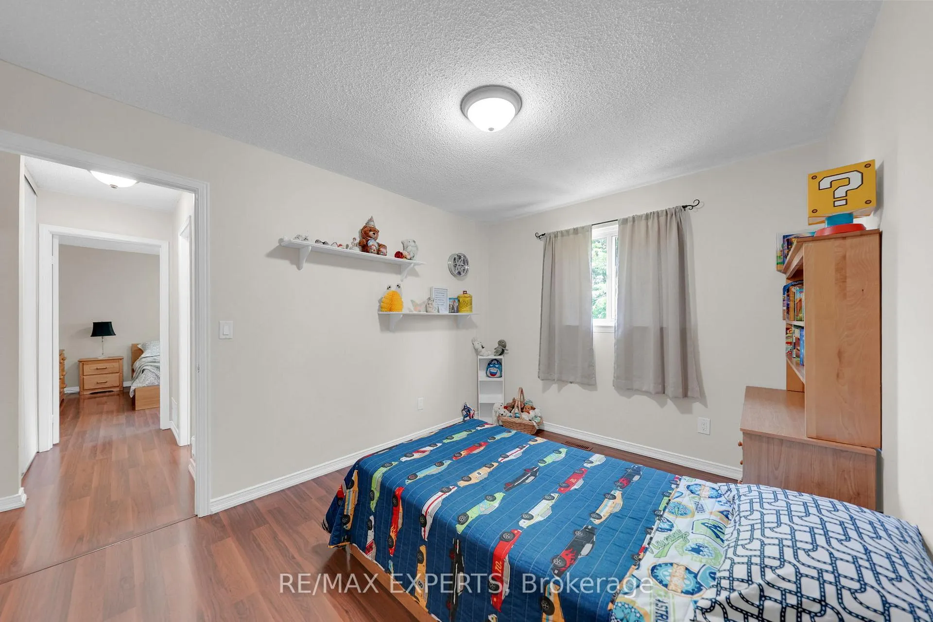 Photo 21 of 176 Conestoga Drive, Brampton, Heart Lake — HOMEH