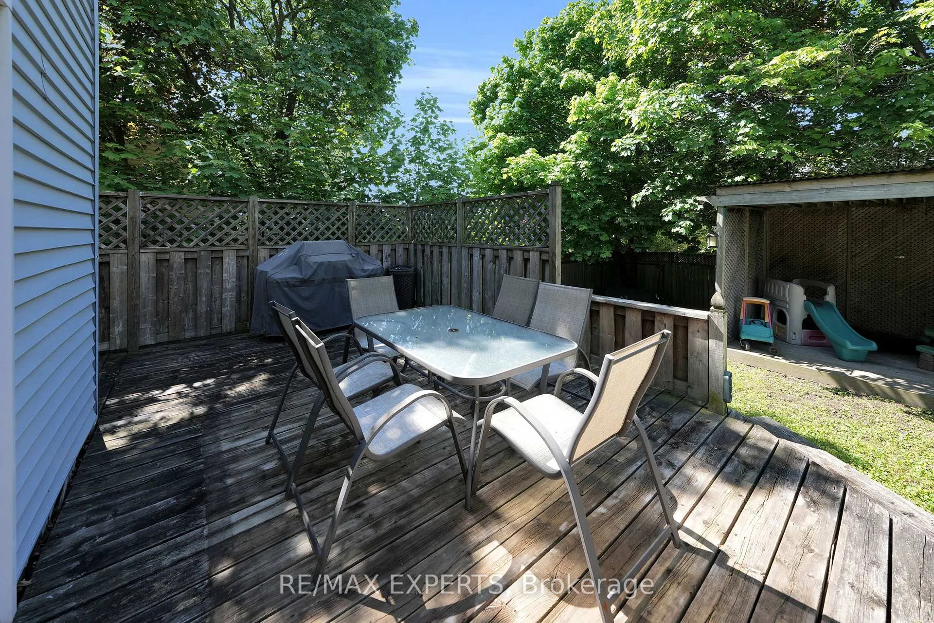 Photo 46 of 176 Conestoga Drive, Brampton, Heart Lake — HOMEH