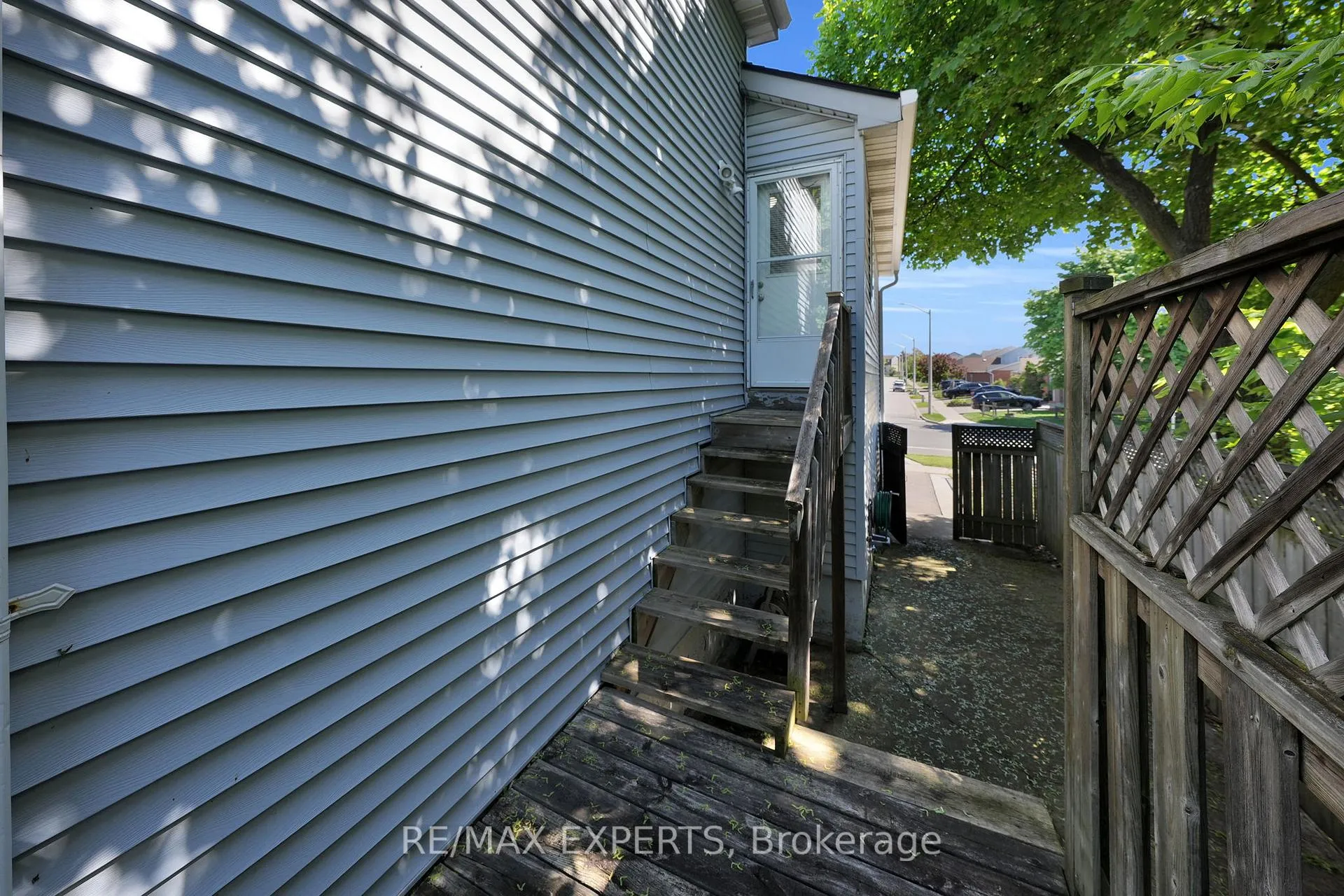 Photo 47 of 176 Conestoga Drive, Brampton, Heart Lake — HOMEH