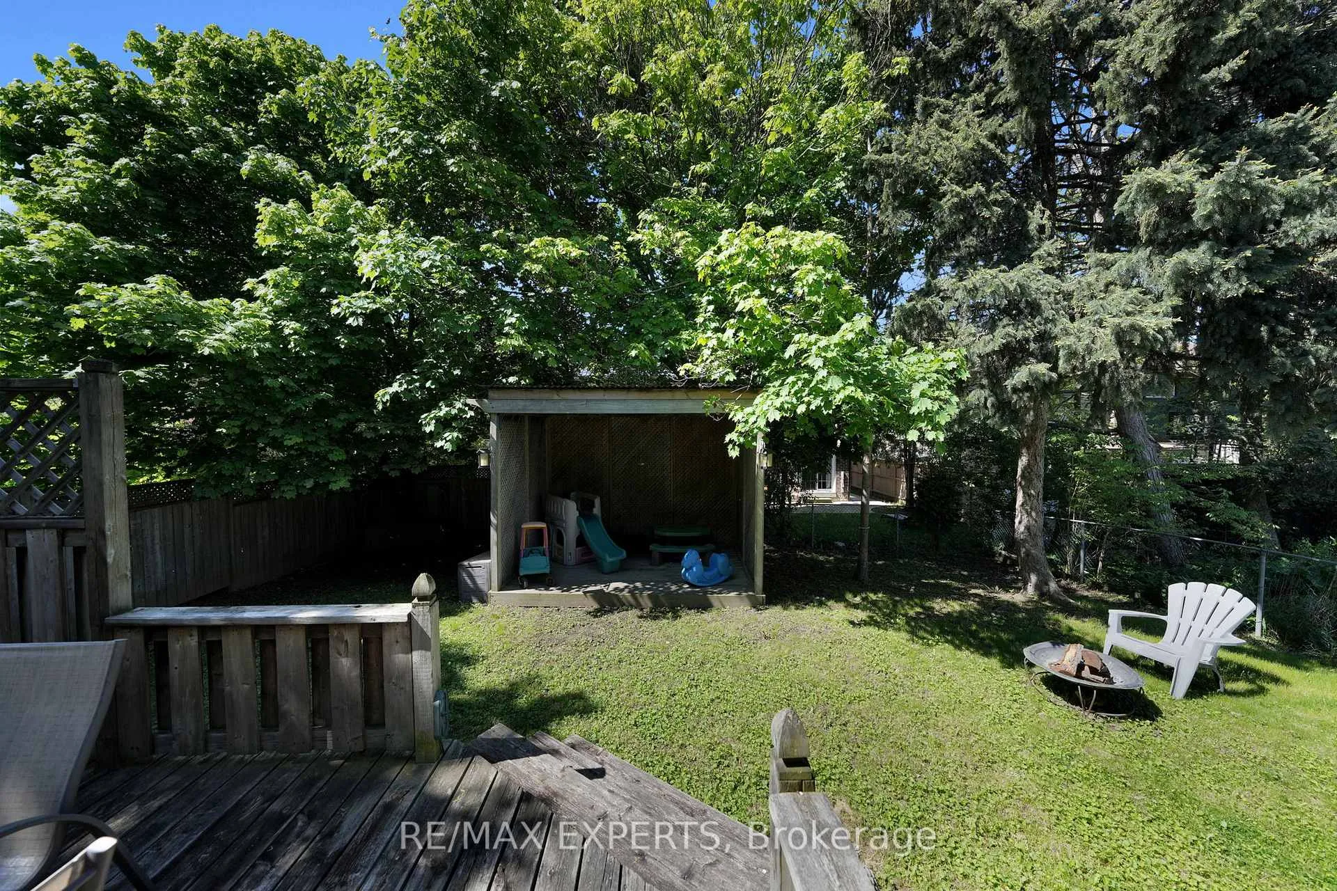 Photo 49 of 176 Conestoga Drive, Brampton, Heart Lake — HOMEH