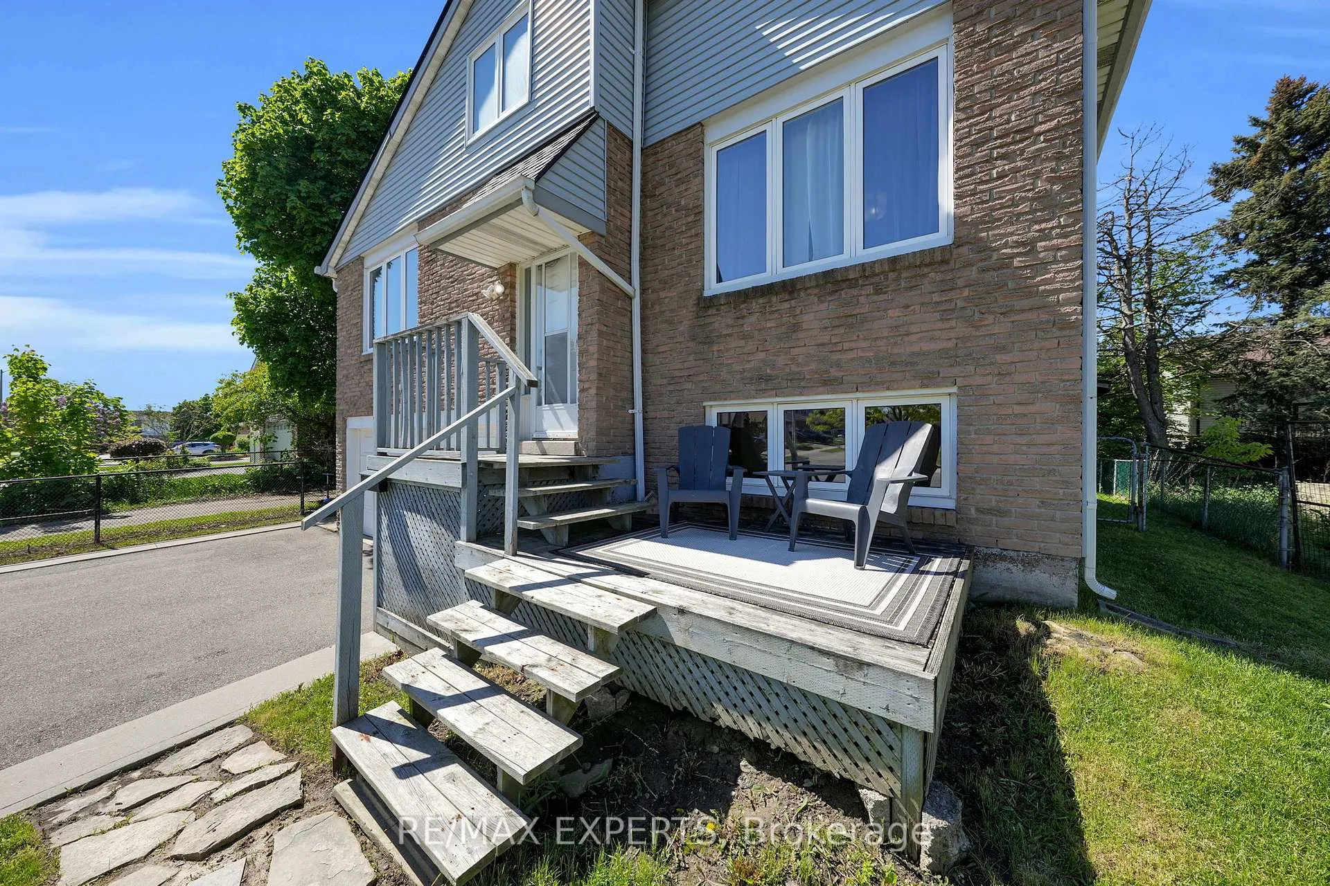 Photo 50 of 176 Conestoga Drive, Brampton, Heart Lake — HOMEH