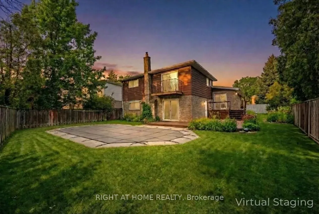 Photo 20 of 2201 Cartier Crescent, Burlington, Brant Hills — HOMEH