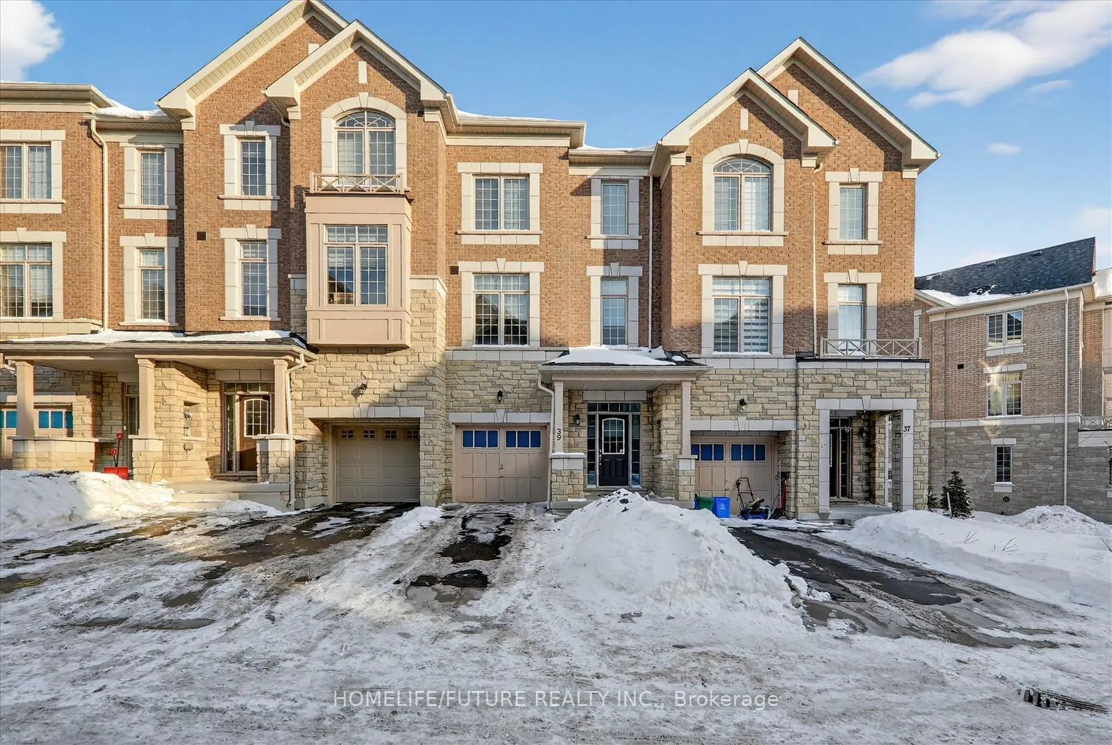 Photo 1 of 39 Andress Way, Markham, Cedarwood — HOMEH