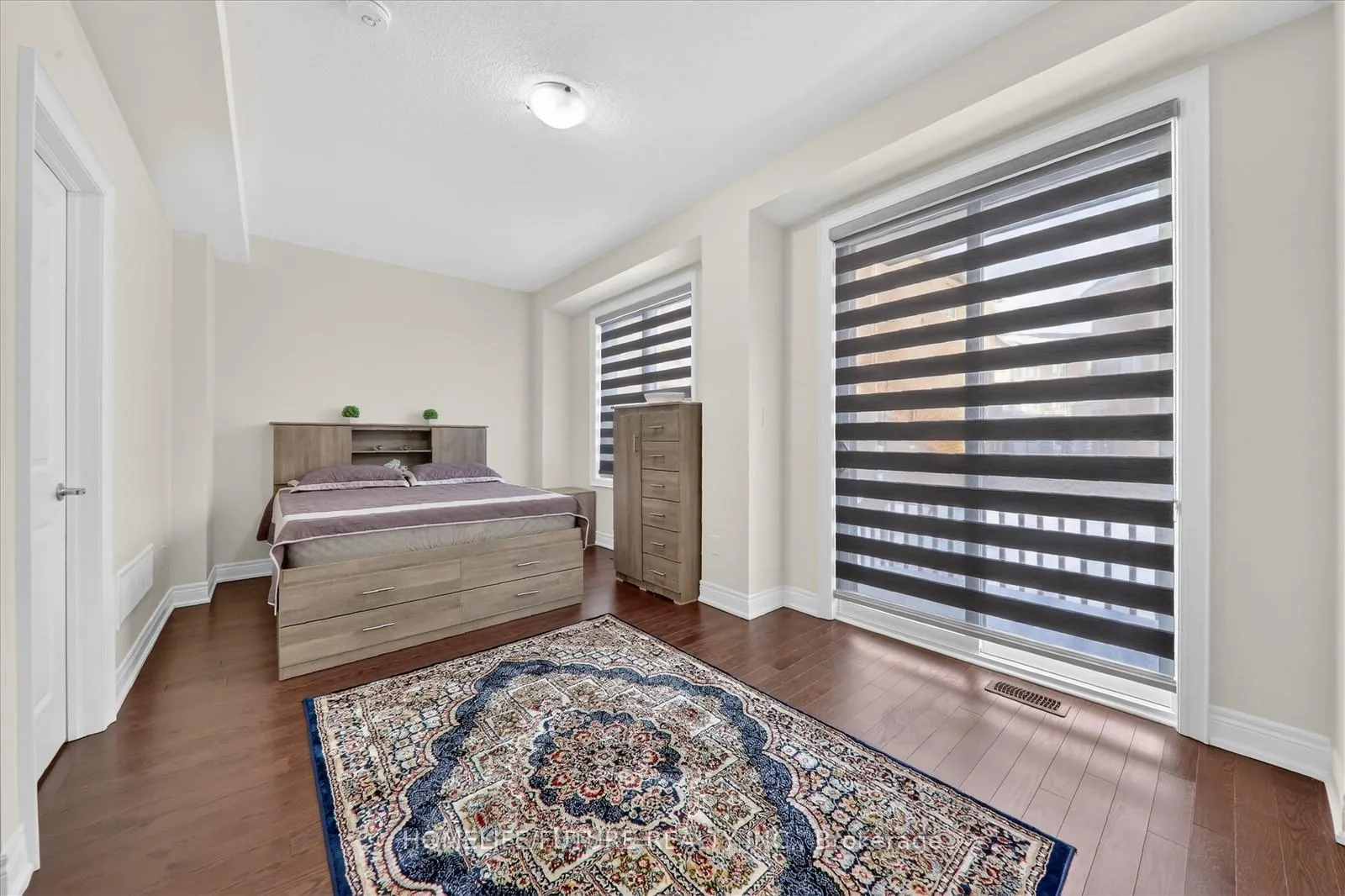 Photo 7 of 39 Andress Way, Markham, Cedarwood — HOMEH