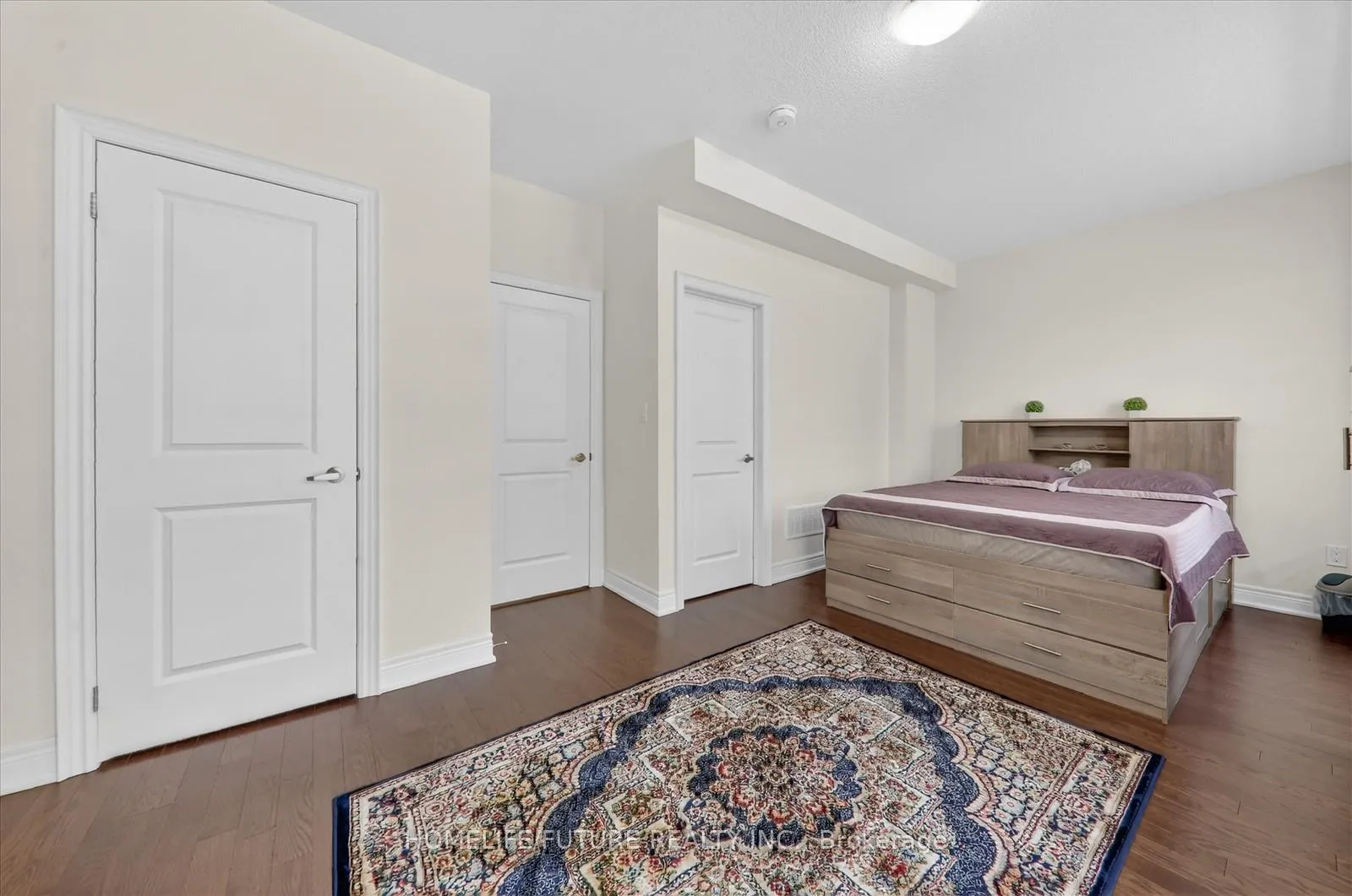Photo 8 of 39 Andress Way, Markham, Cedarwood — HOMEH