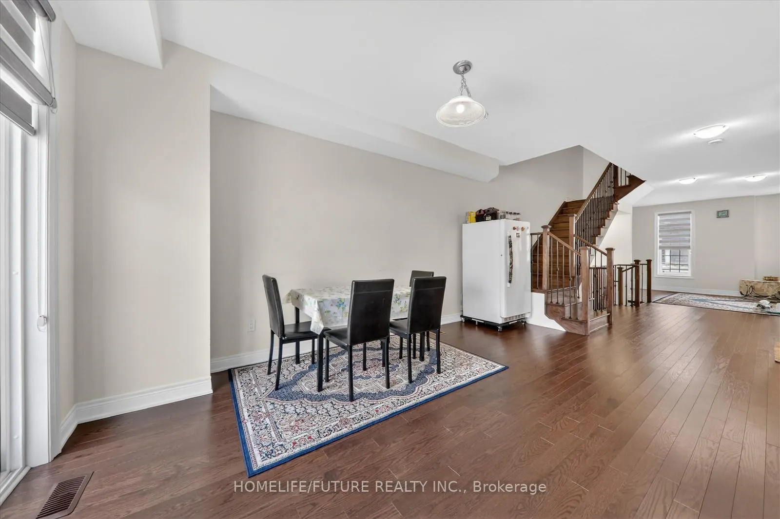 Photo 17 of 39 Andress Way, Markham, Cedarwood — HOMEH