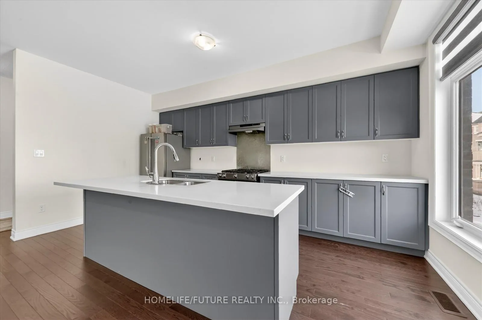 Photo 20 of 39 Andress Way, Markham, Cedarwood — HOMEH