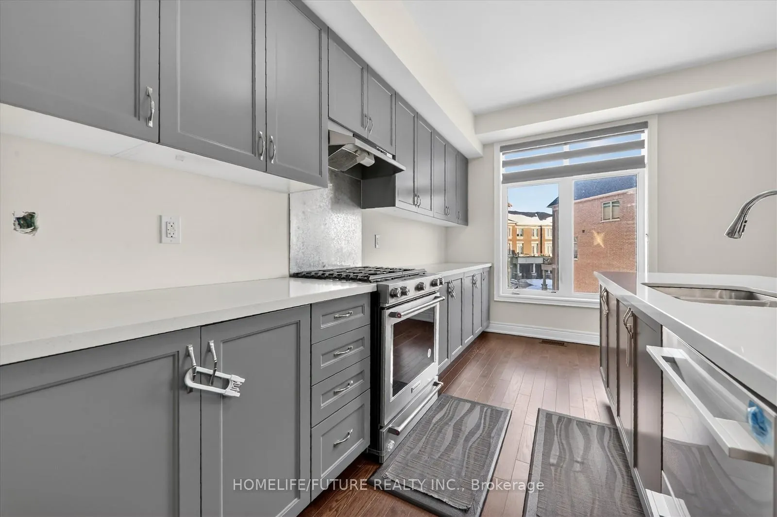 Photo 21 of 39 Andress Way, Markham, Cedarwood — HOMEH