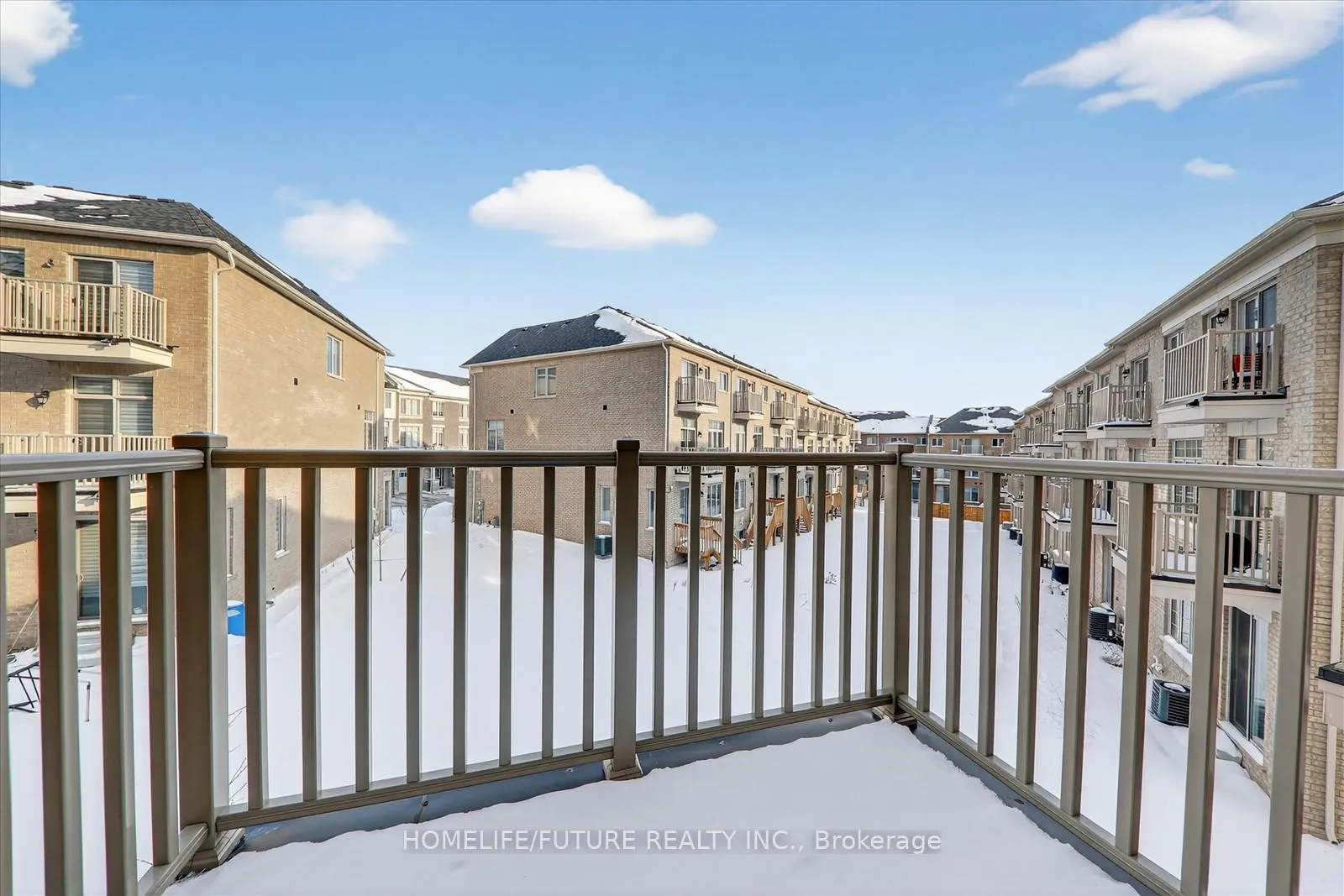 Photo 23 of 39 Andress Way, Markham, Cedarwood — HOMEH