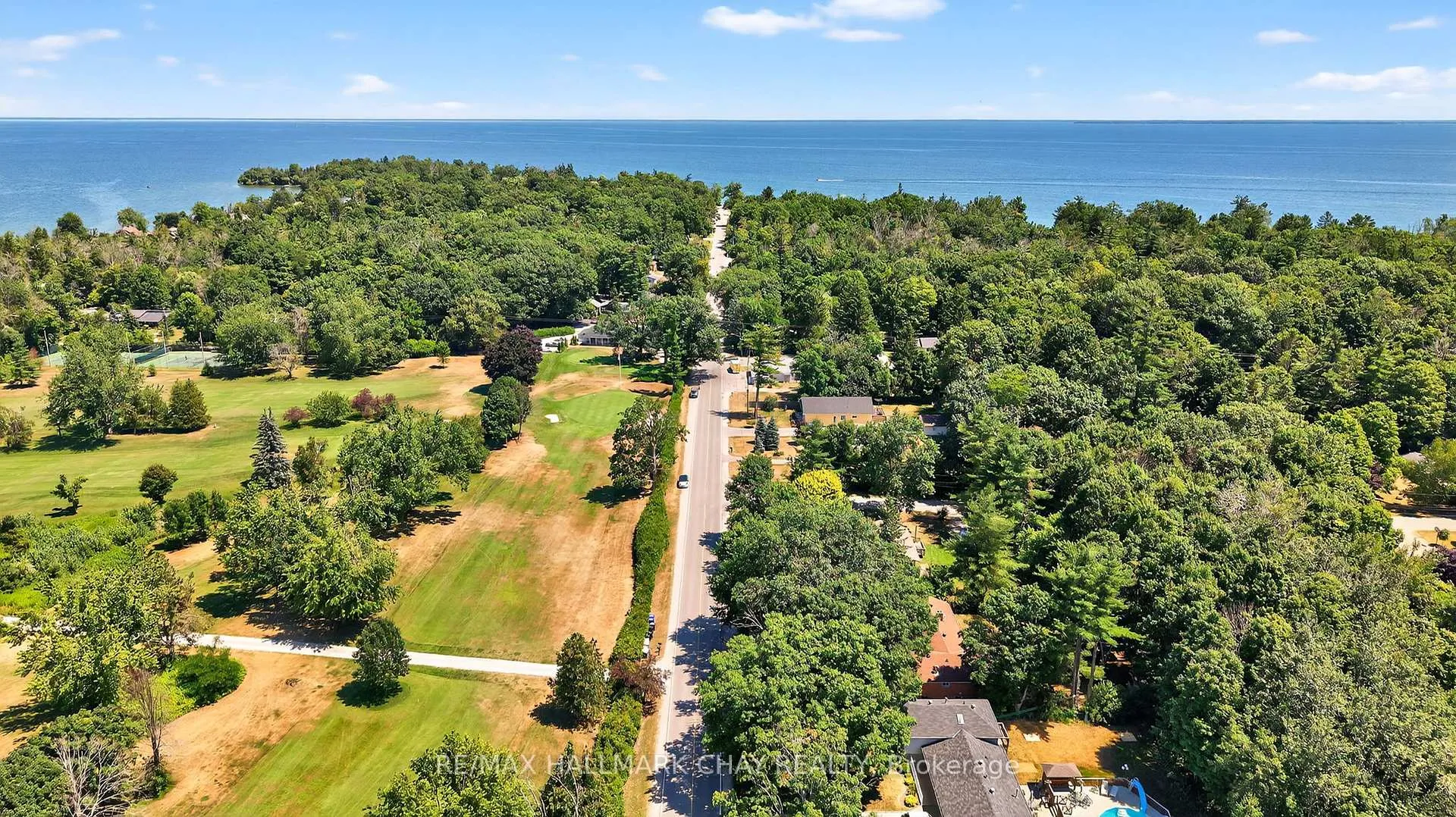 Photo 30 of 135 Big Bay Point Road, Innisfil, Rural Innisfil — HOMEH