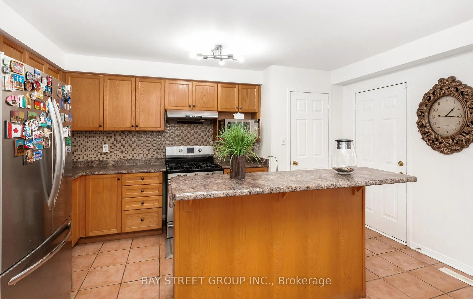 Photo 5 of 1104 Davis Lane, Milton, Dempsey — HOMEH