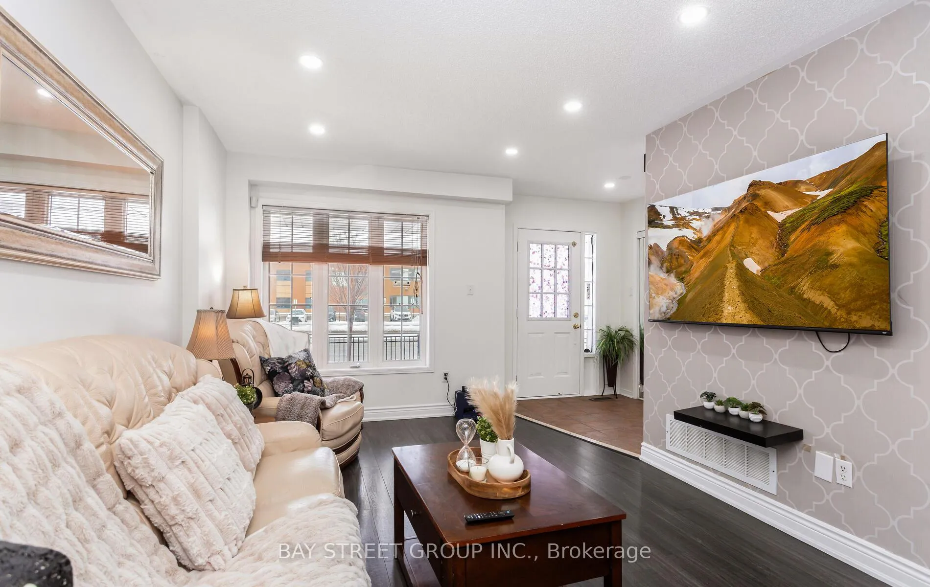Photo 10 of 1104 Davis Lane, Milton, Dempsey — HOMEH