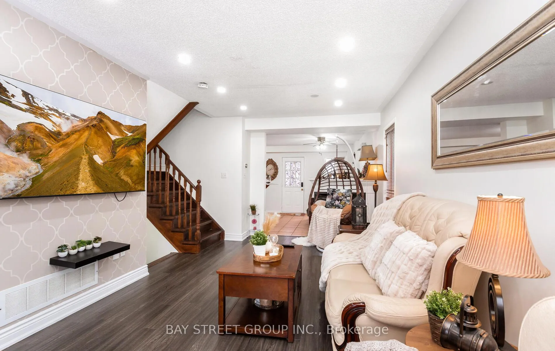 Photo 11 of 1104 Davis Lane, Milton, Dempsey — HOMEH