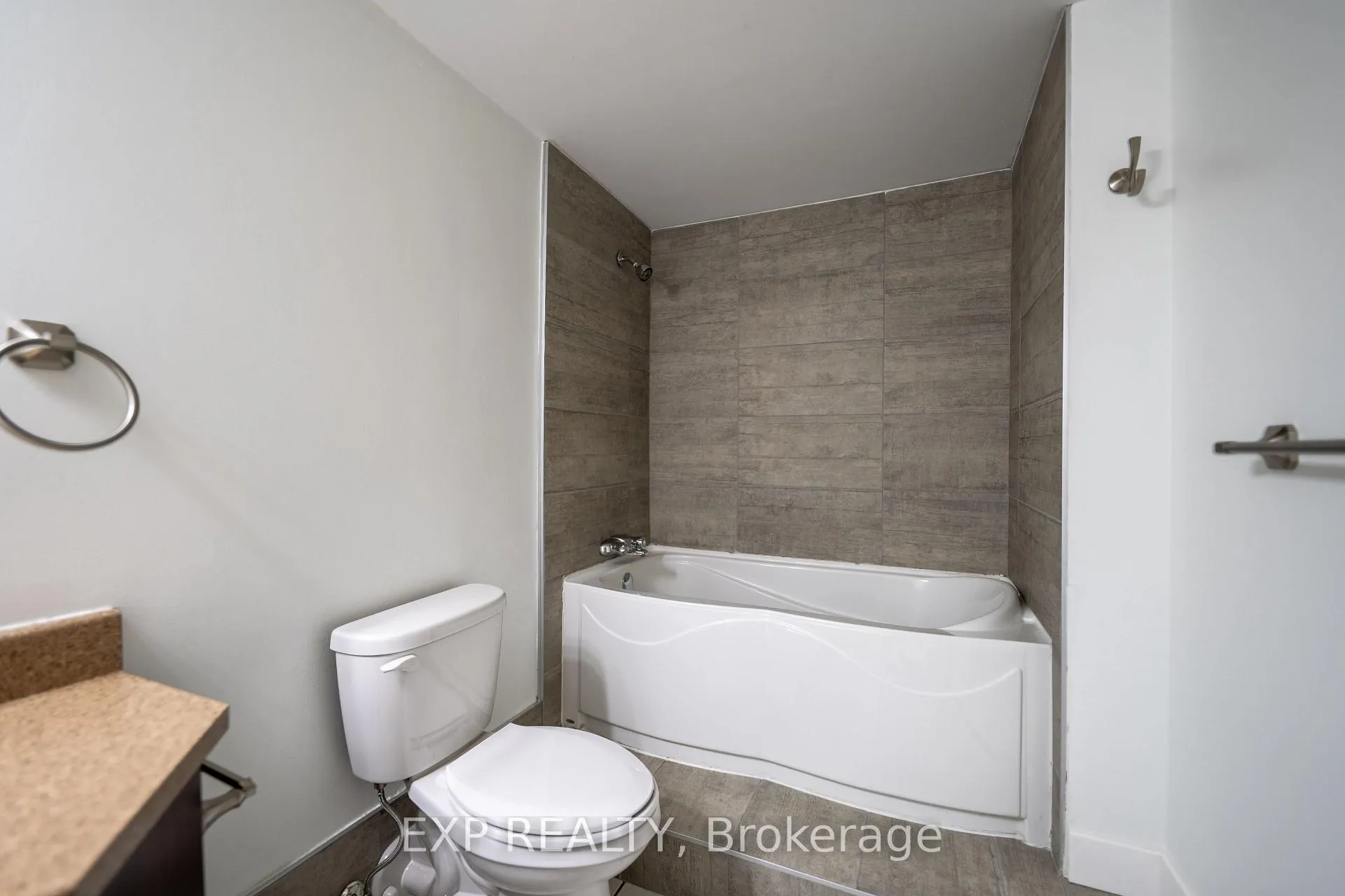 Photo 29 of 384 Limoges Road, The Nation, Limoges — HOMEH