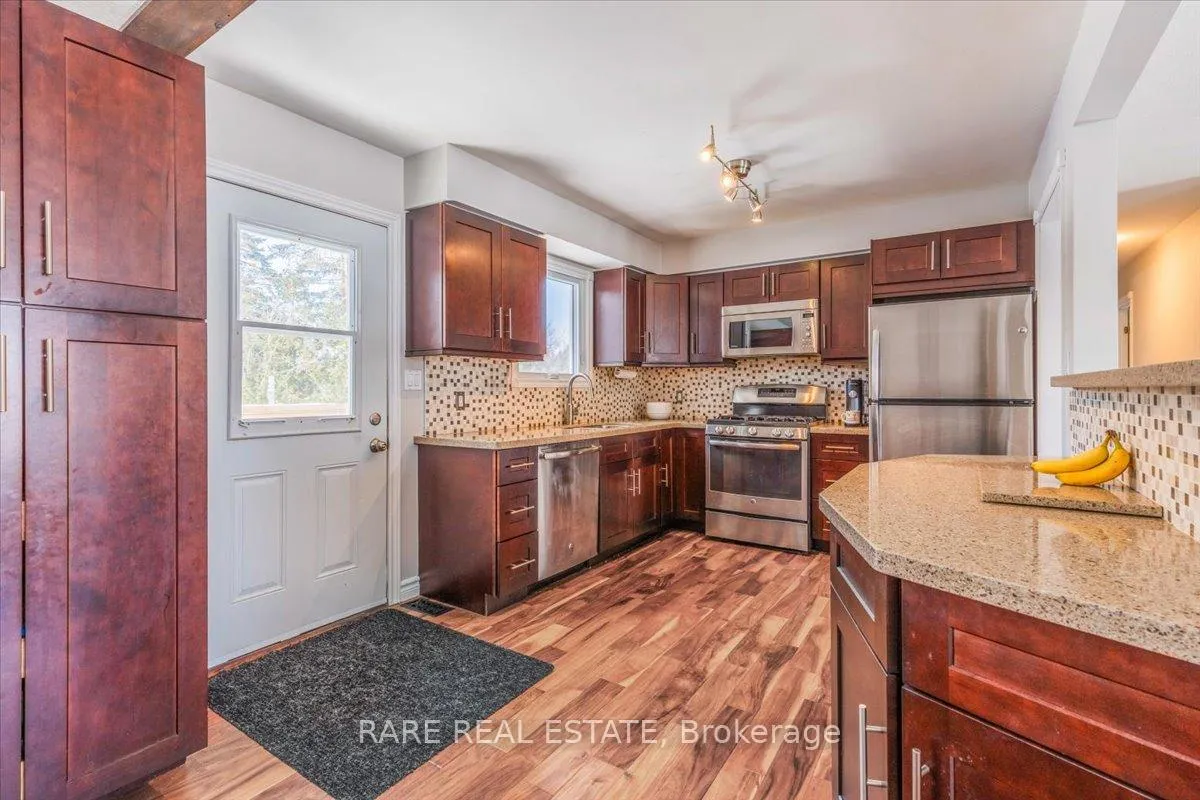 Photo 10 of 9 Tuxedo Court, Clearview, New Lowell — HOMEH