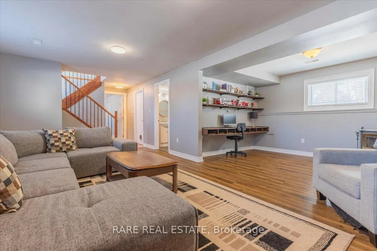 Photo 24 of 9 Tuxedo Court, Clearview, New Lowell — HOMEH