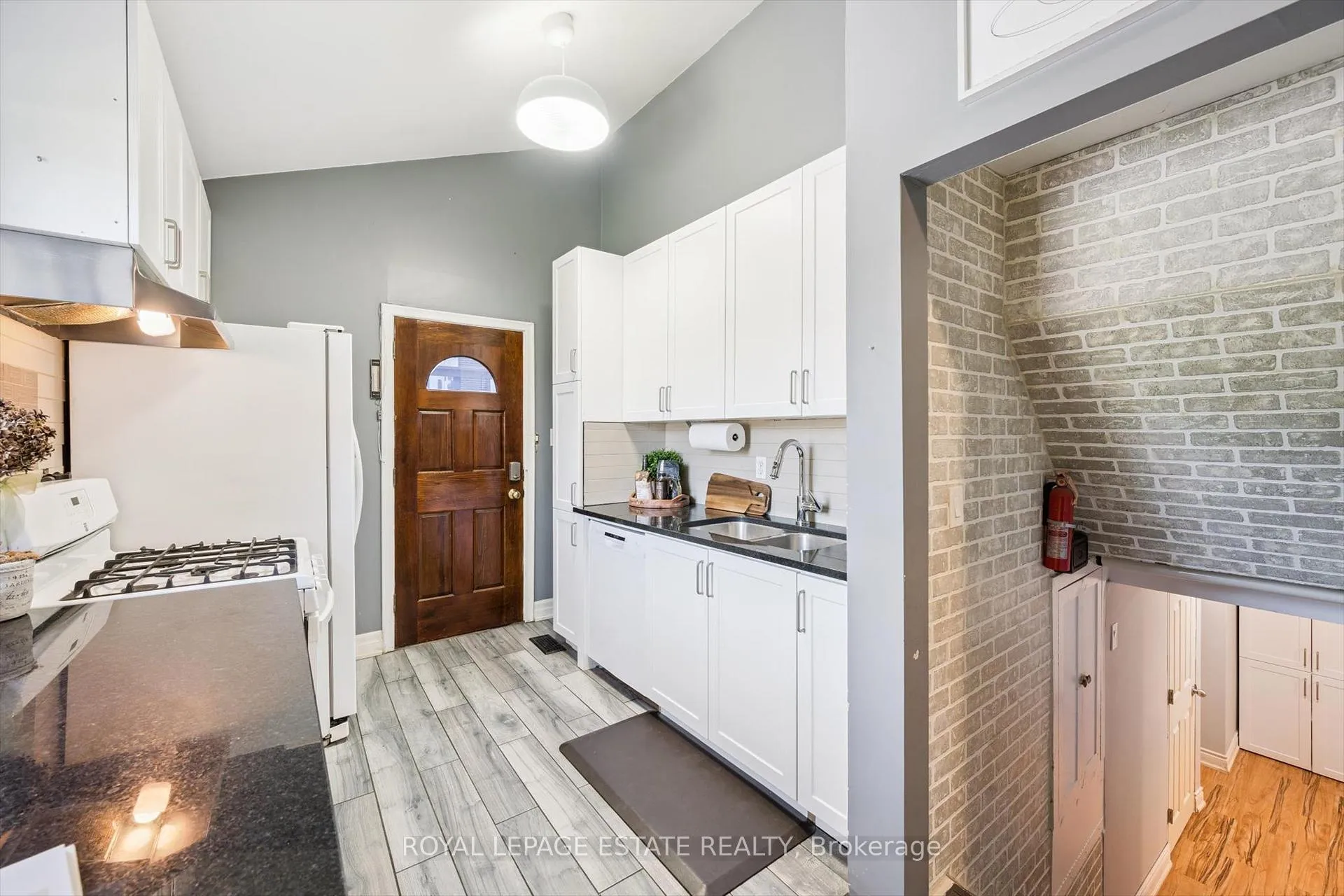 Photo 10 of 57 Nanwood Drive, Brampton, Brampton East — HOMEH