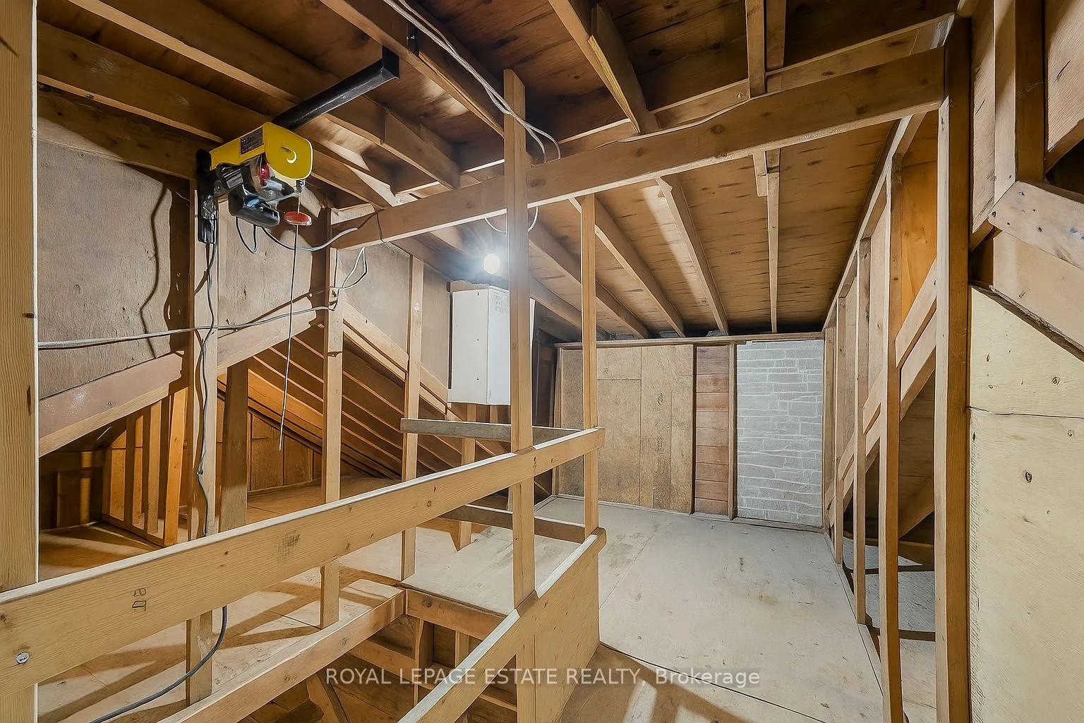 Photo 32 of 57 Nanwood Drive, Brampton, Brampton East — HOMEH