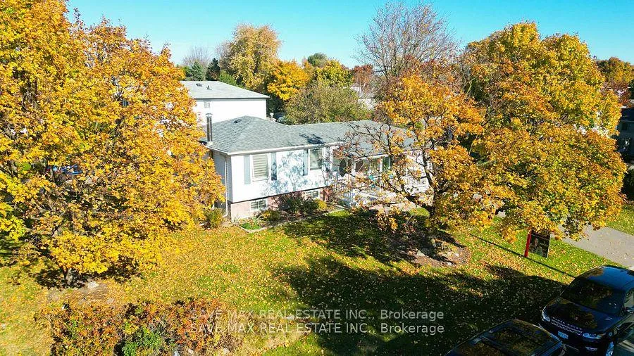 Photo 15 of 2 Geneva Crescent, Brampton, Northgate — HOMEH
