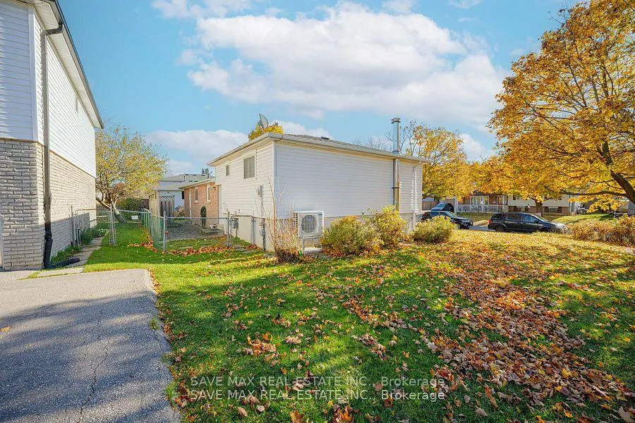 Photo 38 of 2 Geneva Crescent, Brampton, Northgate — HOMEH