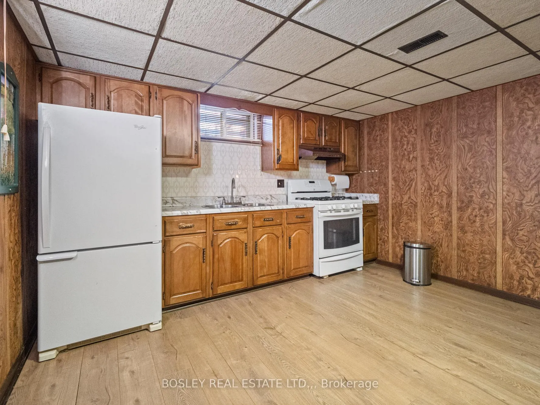 Photo 16 of 276 Gross Avenue, Welland, Broadway — HOMEH