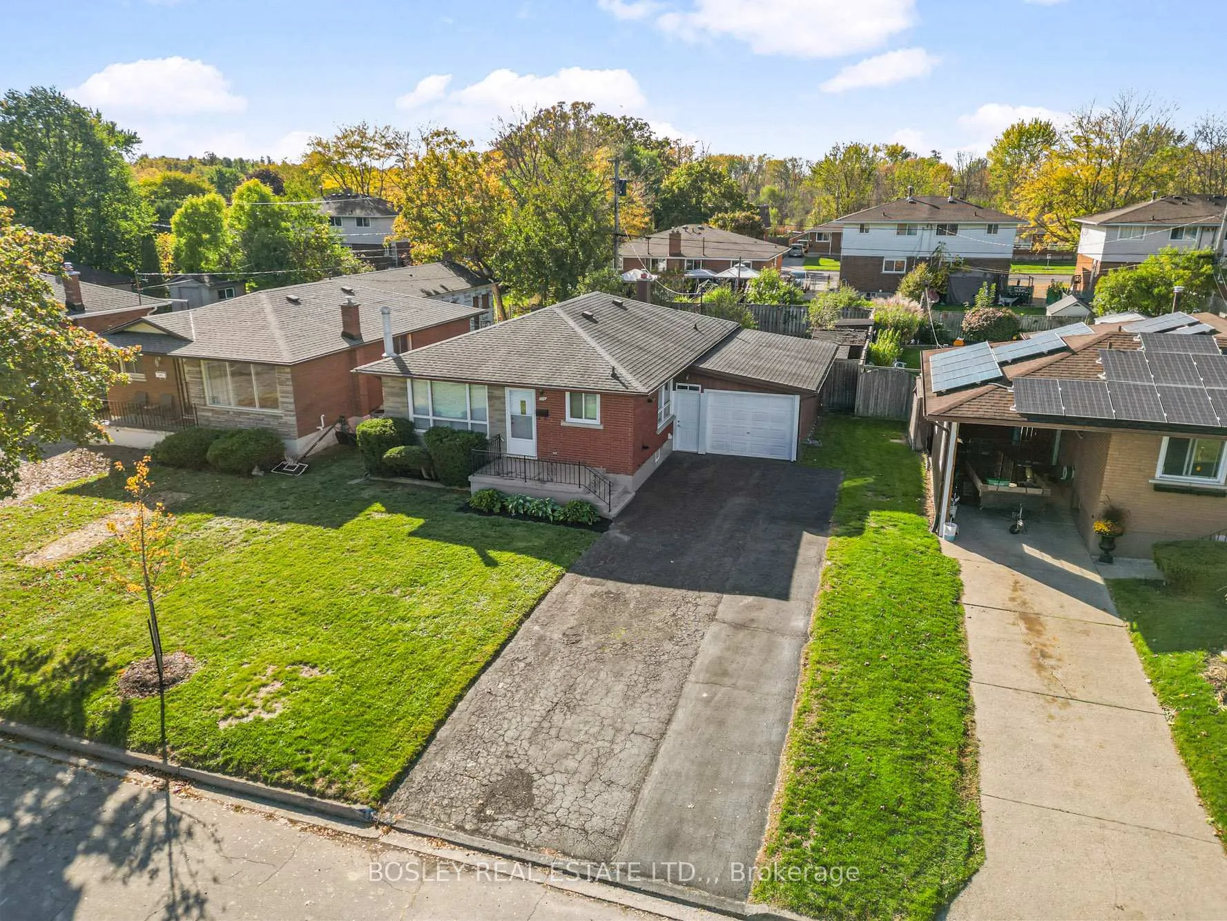 Photo 26 of 276 Gross Avenue, Welland, Broadway — HOMEH