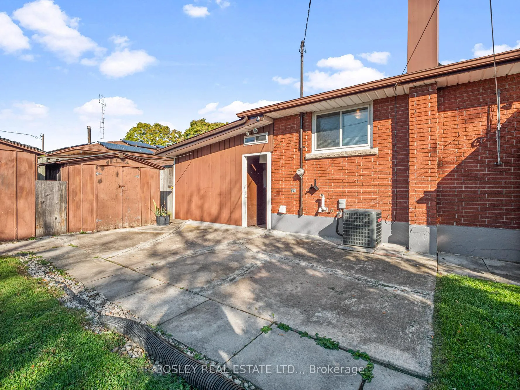 Photo 28 of 276 Gross Avenue, Welland, Broadway — HOMEH