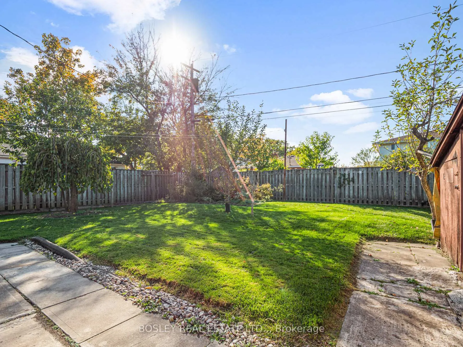 Photo 32 of 276 Gross Avenue, Welland, Broadway — HOMEH