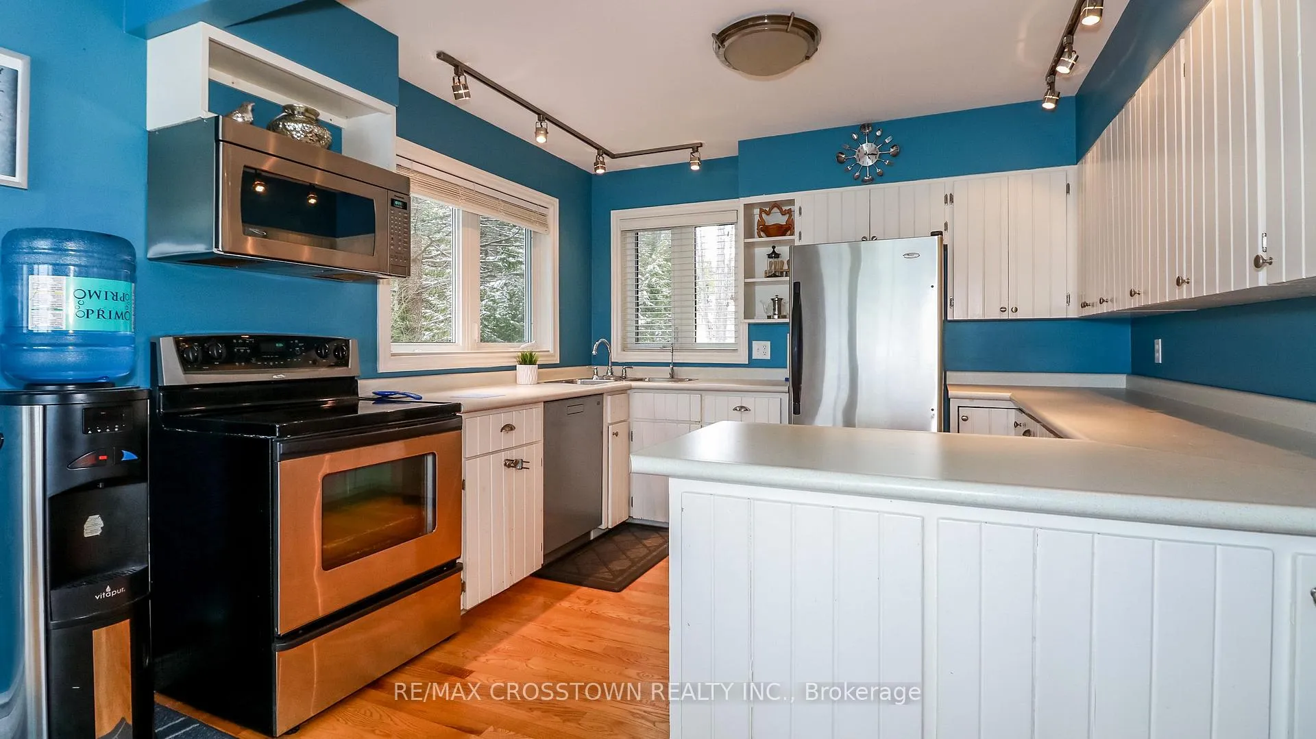 Photo 9 of 283 Cedar Avenue, Meaford — HOMEH