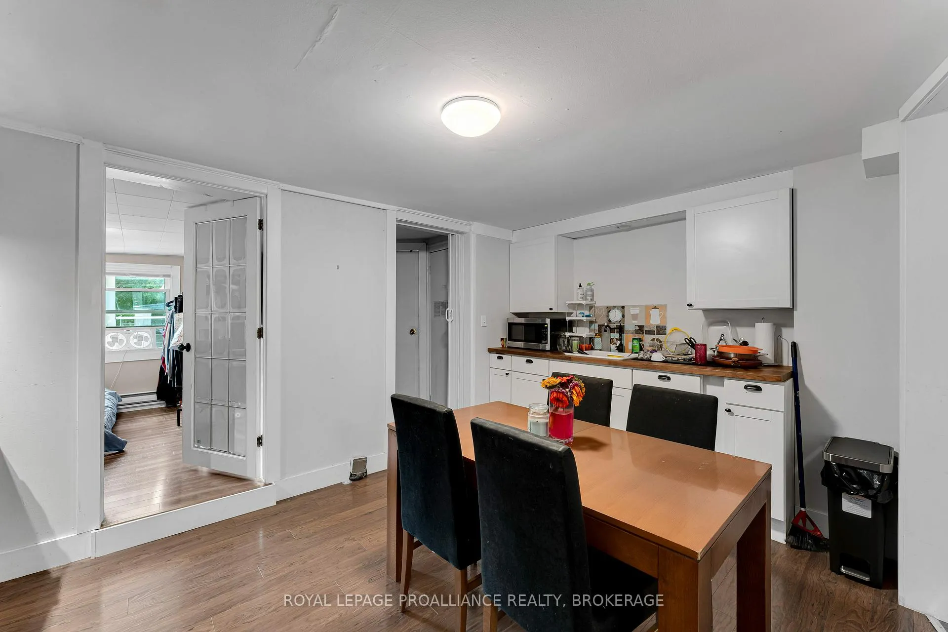 Photo 8 of 318 Sydenham Street, Kingston, East of Sir John A. Blvd — HOMEH