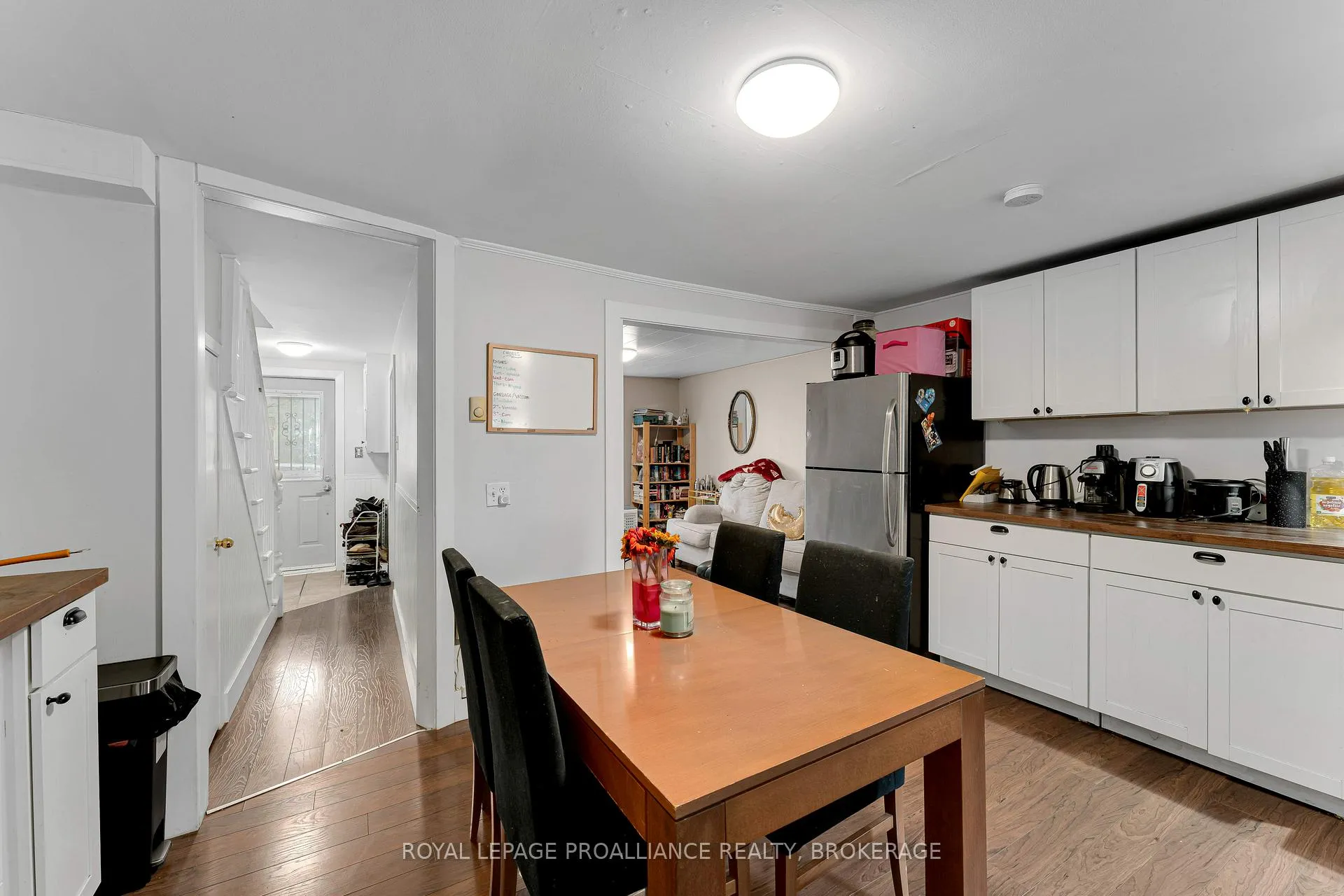 Photo 10 of 318 Sydenham Street, Kingston, East of Sir John A. Blvd — HOMEH