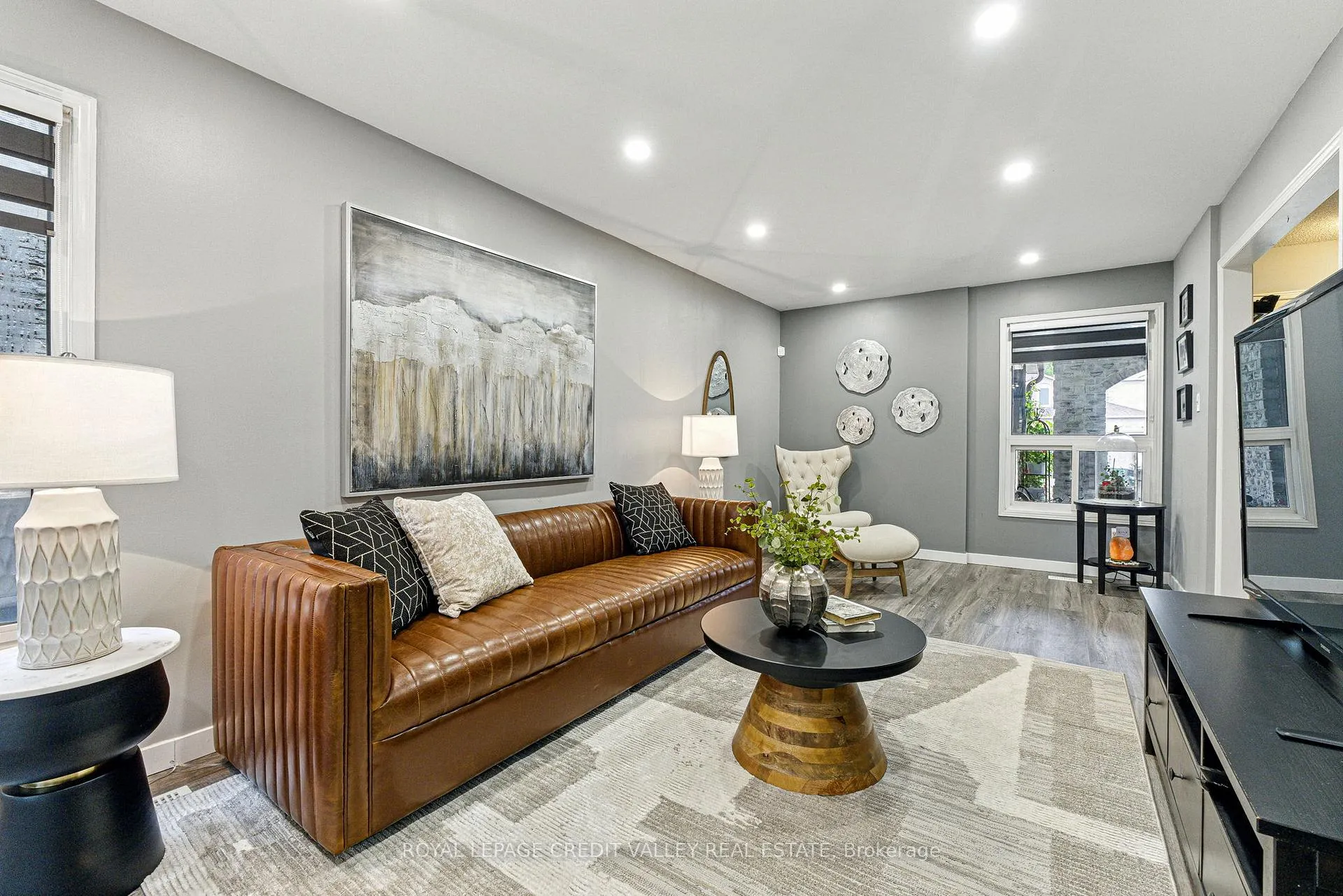 Photo 9 of 24 Sandmere Avenue, Brampton, Heart Lake West — HOMEH