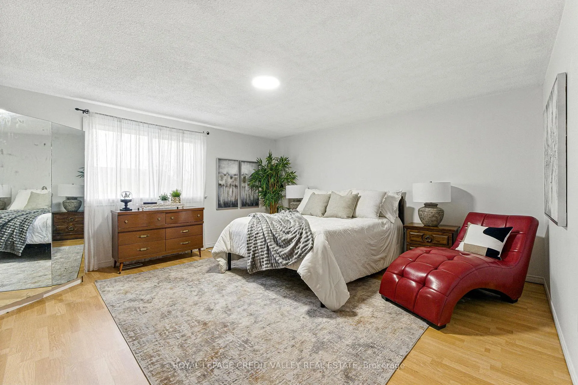 Photo 13 of 24 Sandmere Avenue, Brampton, Heart Lake West — HOMEH