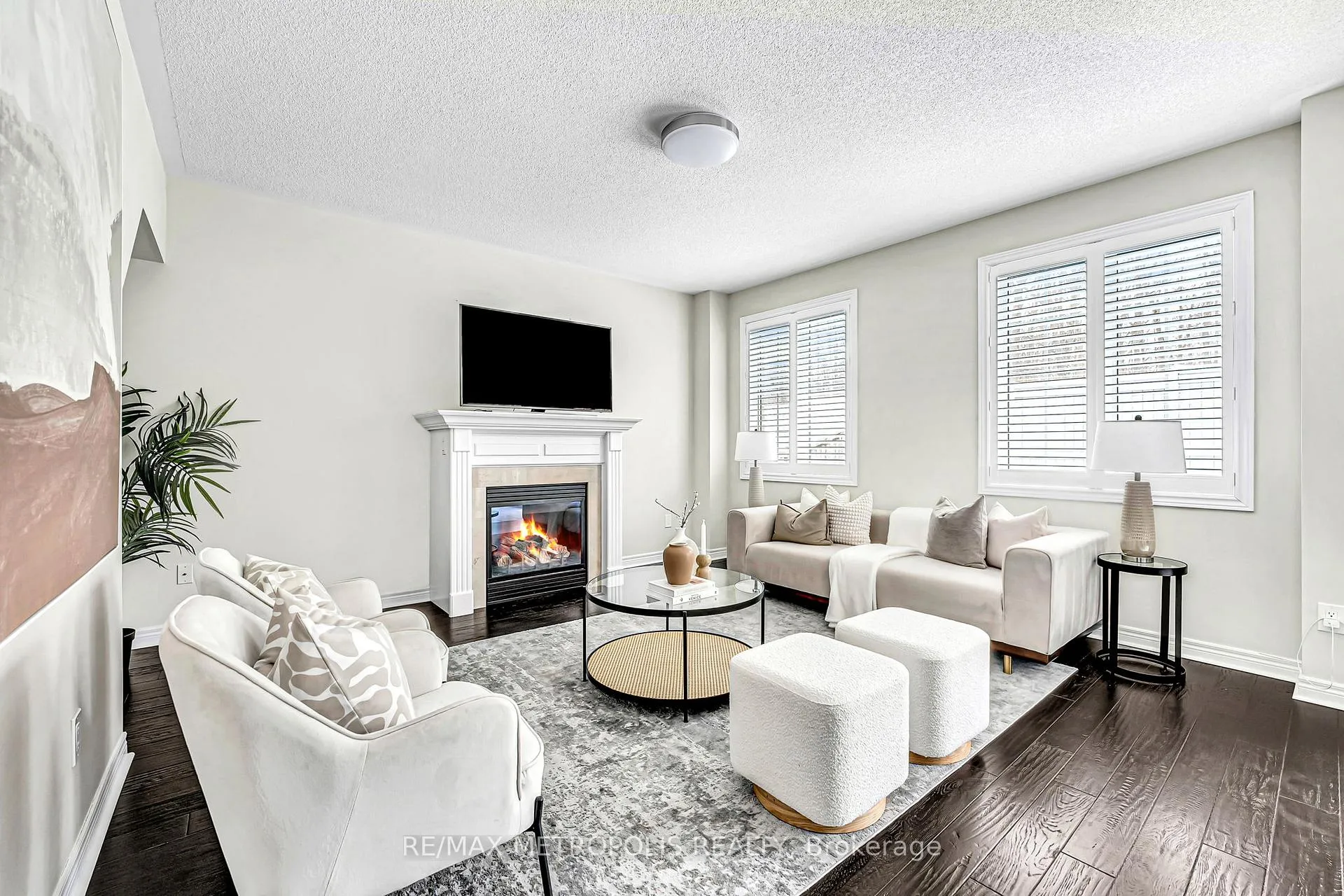 Photo 7 of 22 Bignell Crescent, Ajax, Northeast Ajax — HOMEH