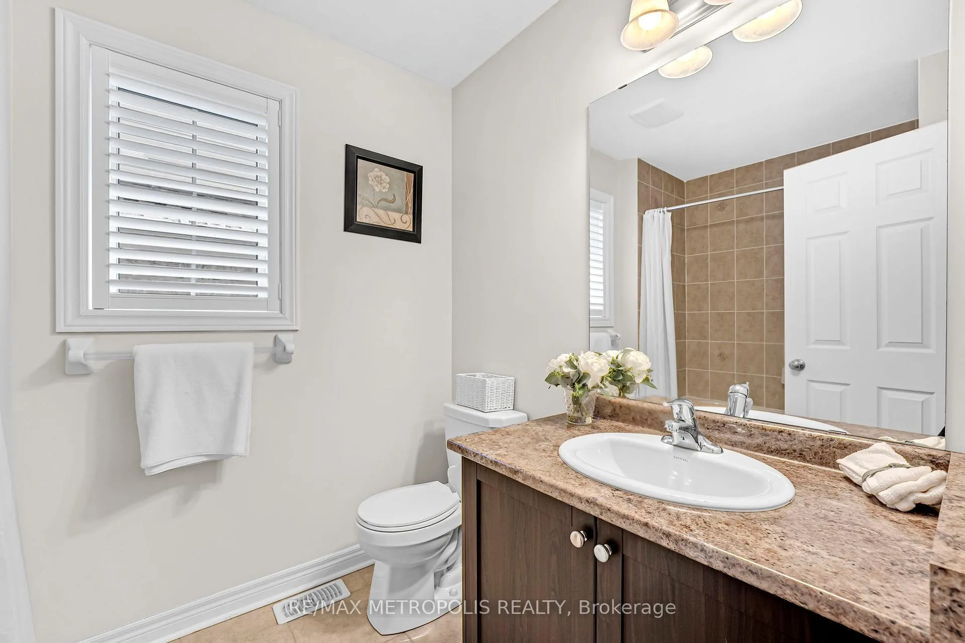 Photo 24 of 22 Bignell Crescent, Ajax, Northeast Ajax — HOMEH