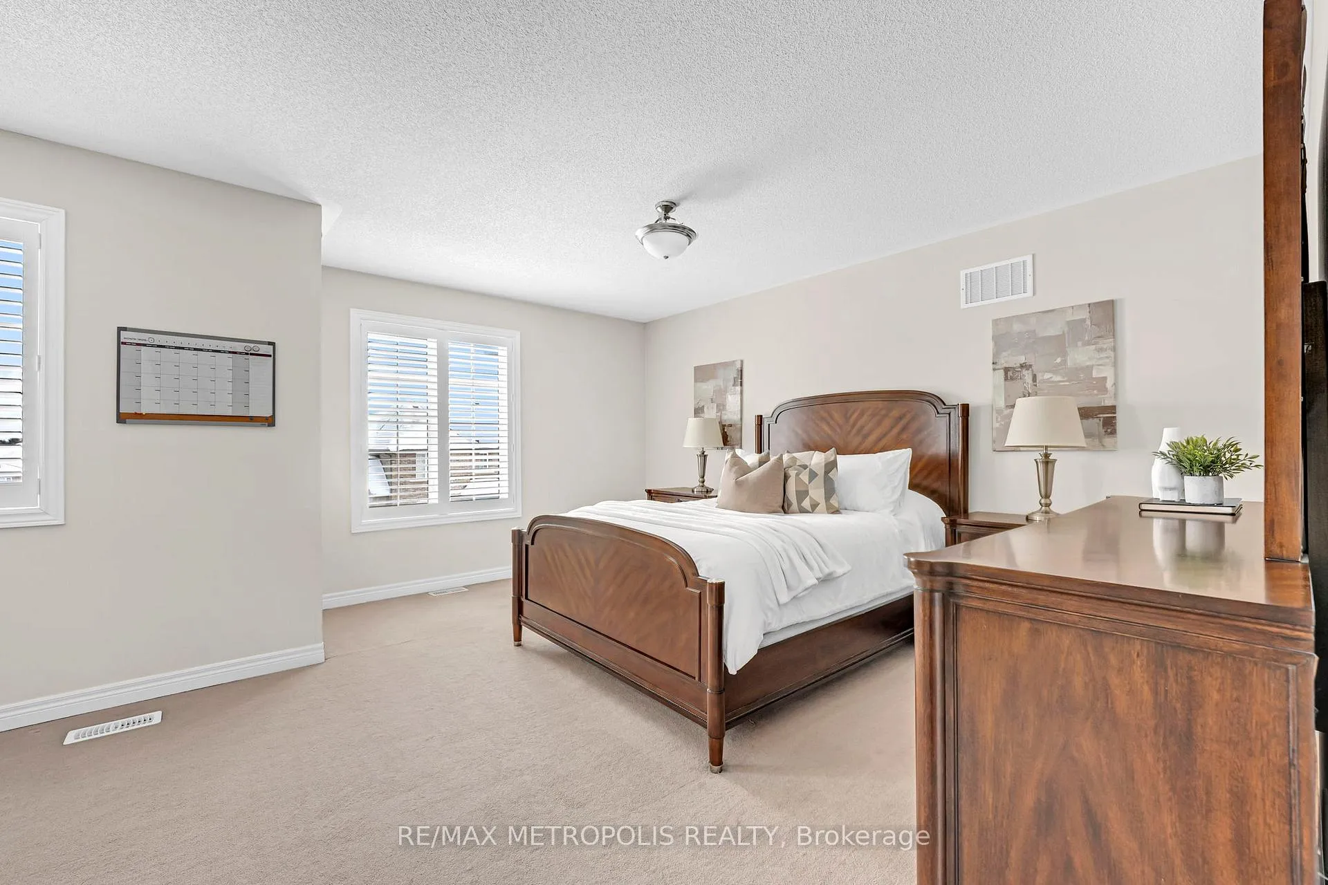 Photo 25 of 22 Bignell Crescent, Ajax, Northeast Ajax — HOMEH