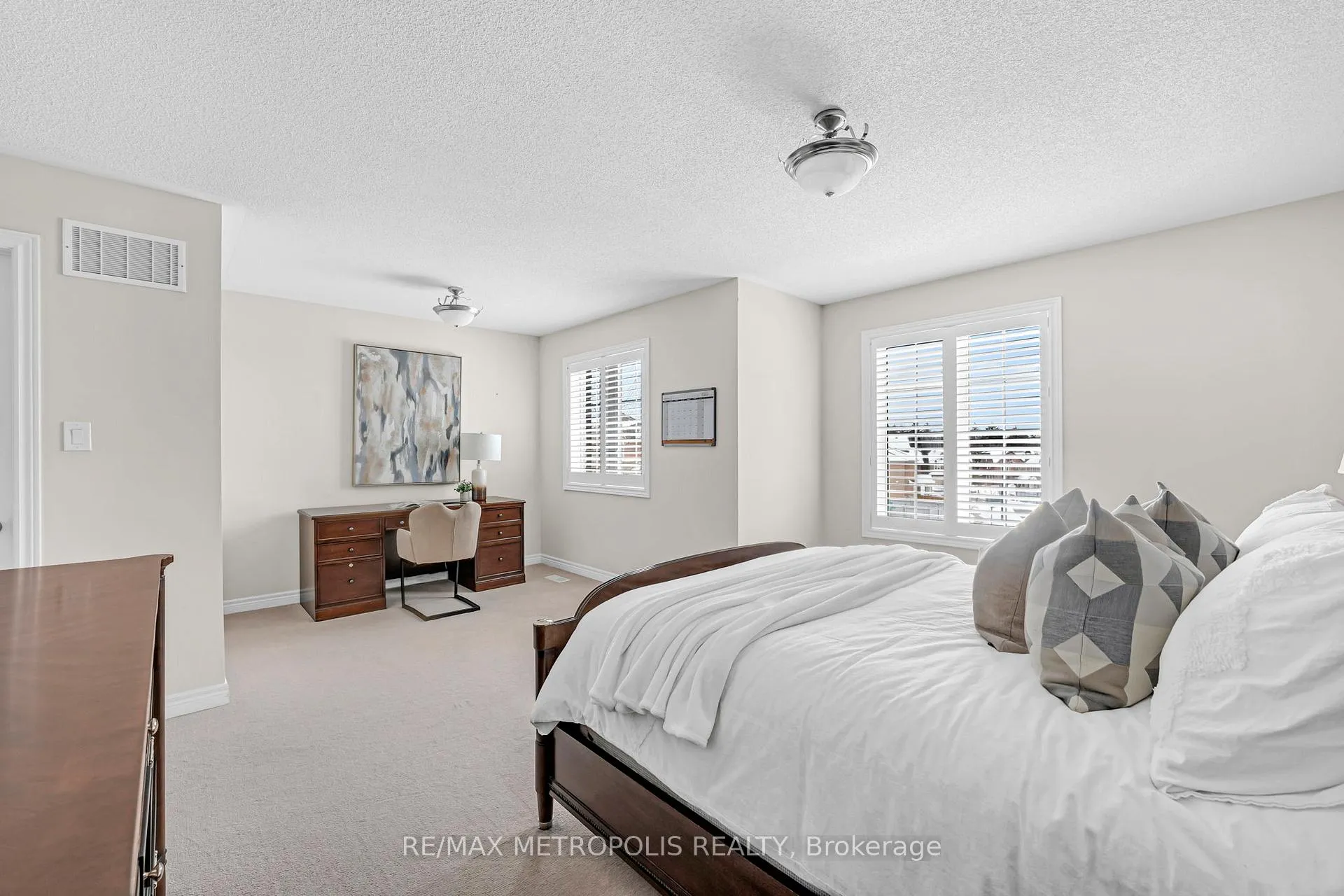 Photo 26 of 22 Bignell Crescent, Ajax, Northeast Ajax — HOMEH