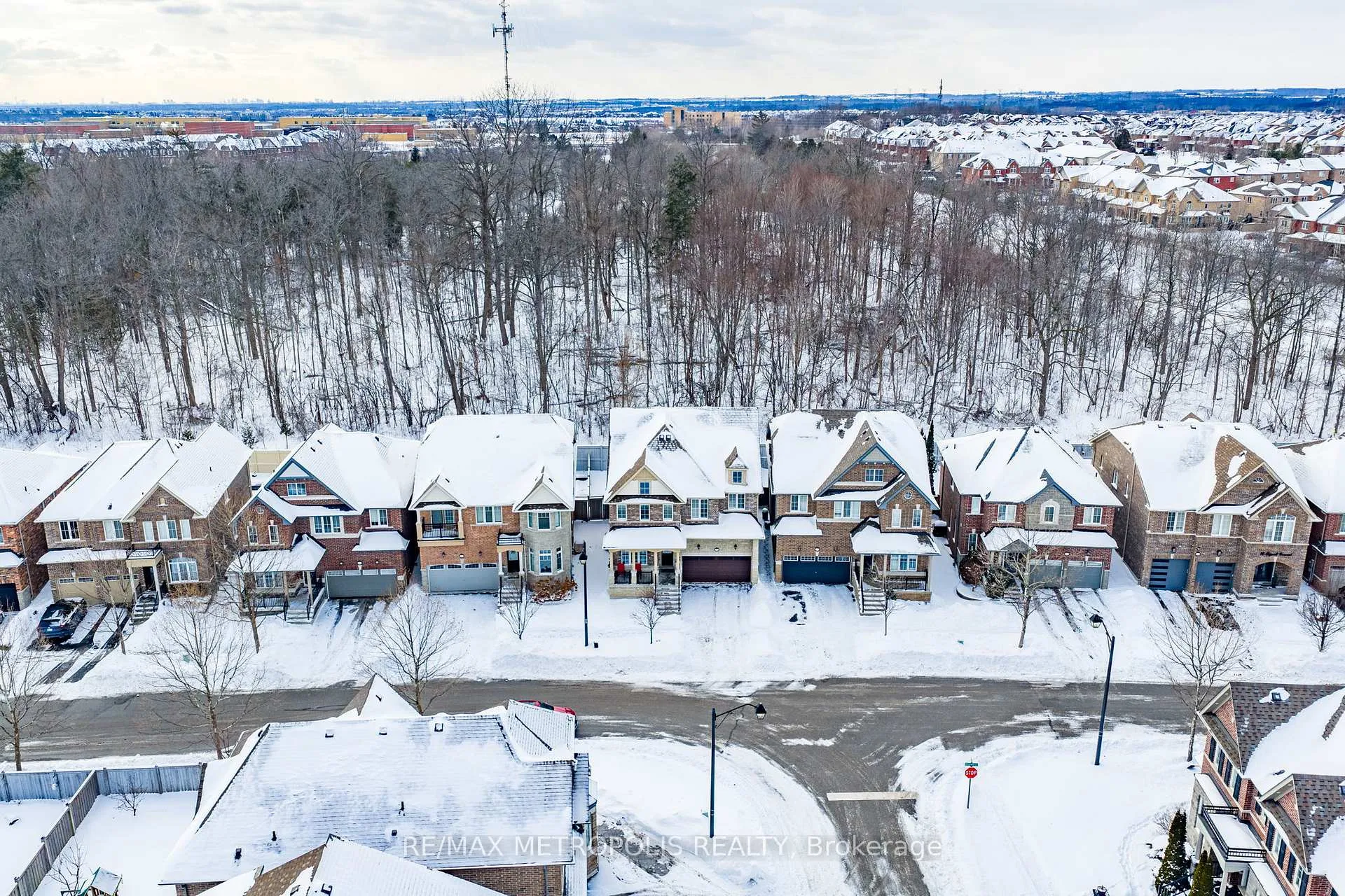 Photo 37 of 22 Bignell Crescent, Ajax, Northeast Ajax — HOMEH