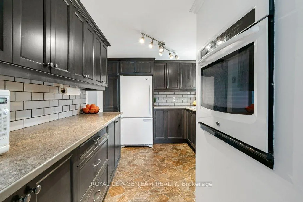 Photo 12 of 12345 Oak Valley Road, North Dundas, North Dundas (Winchester) Twp — HOMEH