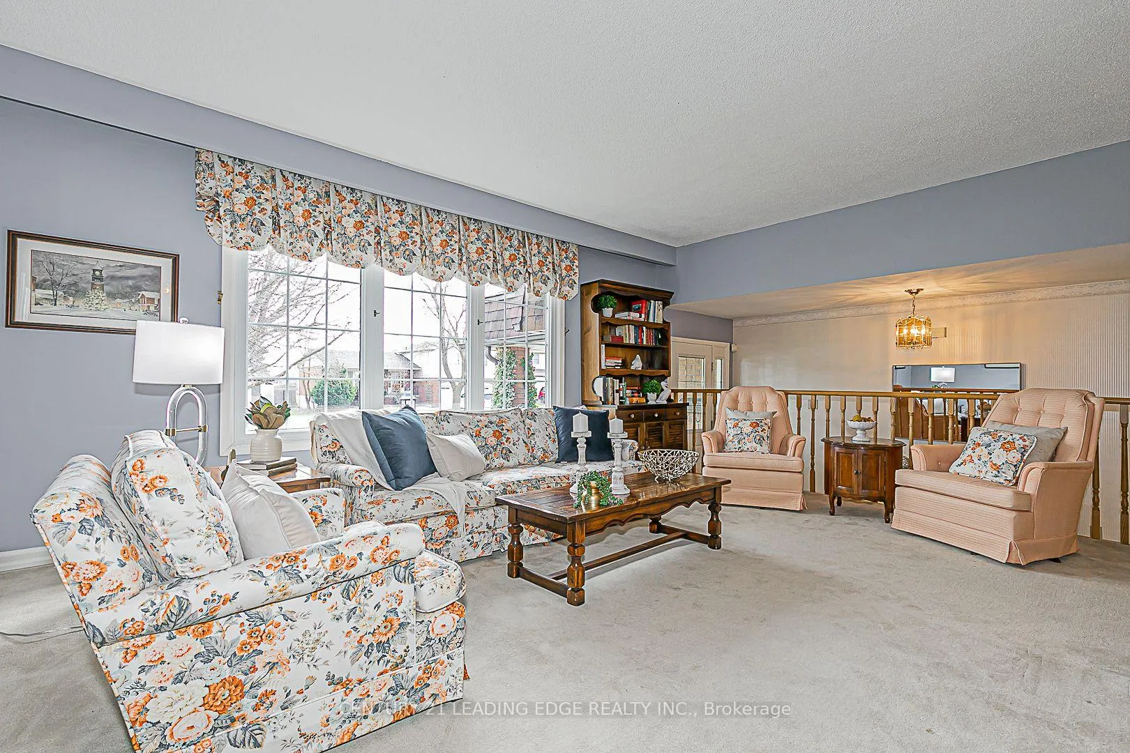 Photo 4 of 152 Ramona Boulevard, Markham, Markham Village — HOMEH