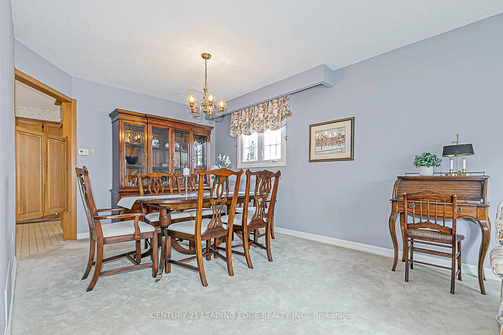 Photo 5 of 152 Ramona Boulevard, Markham, Markham Village — HOMEH