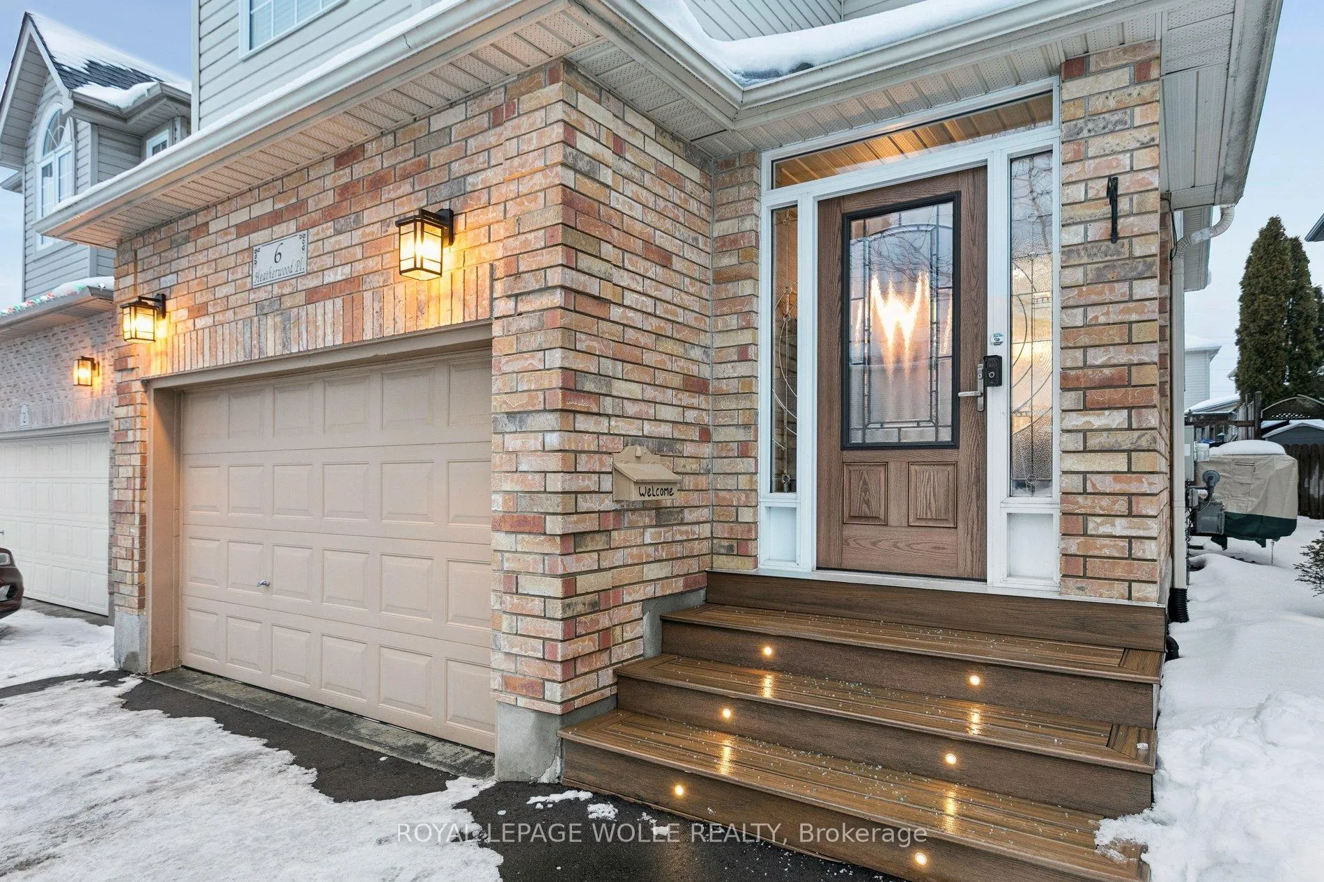 Photo 2 of 6 Heatherwood Place, Kitchener — HOMEH